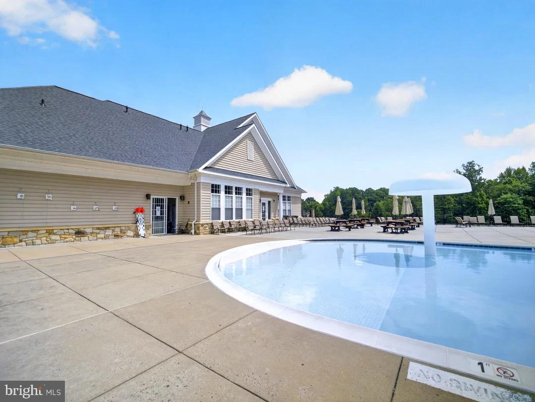 VILLAGES OF DORCHESTER - Residential