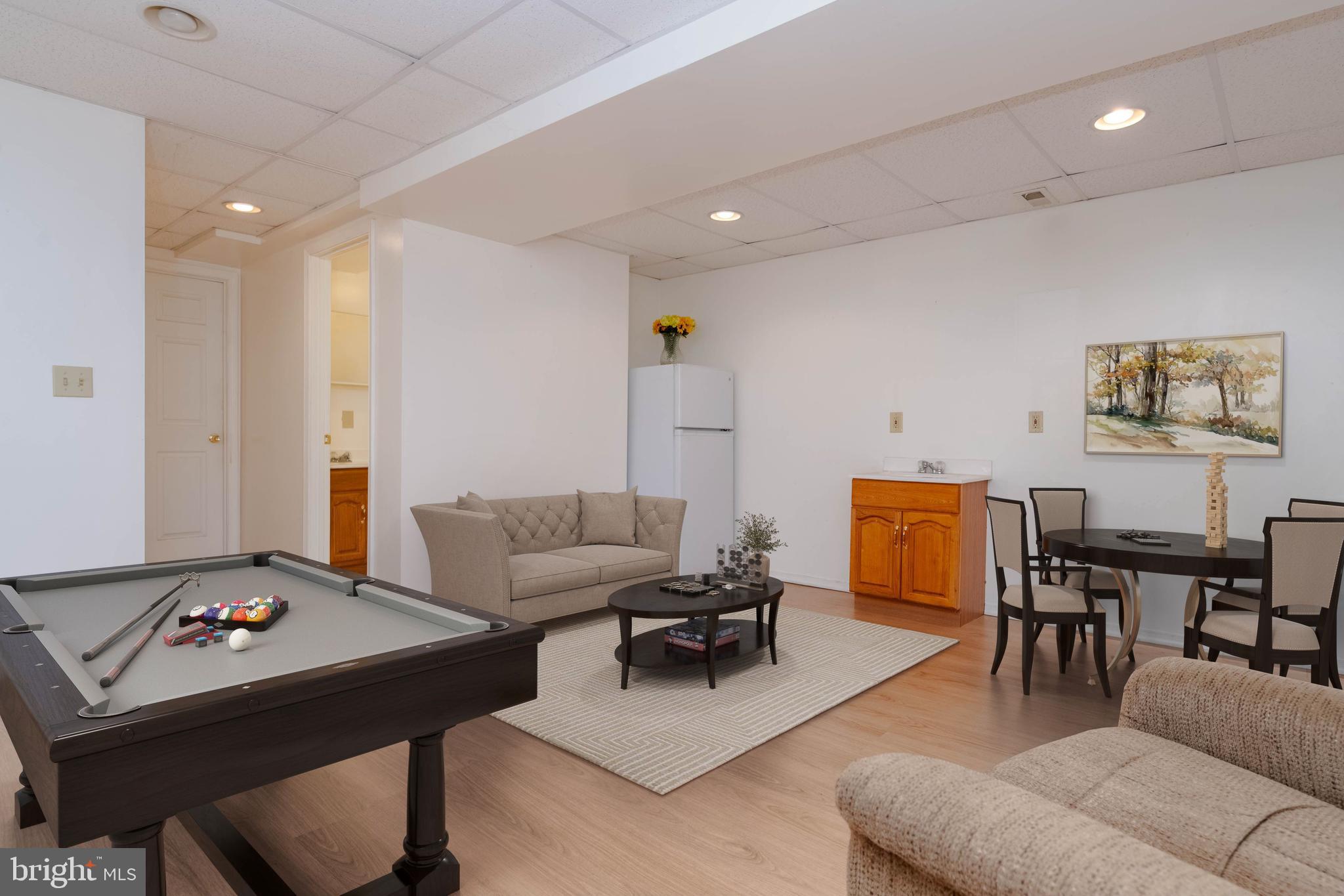 SILVER SANDS - Residential