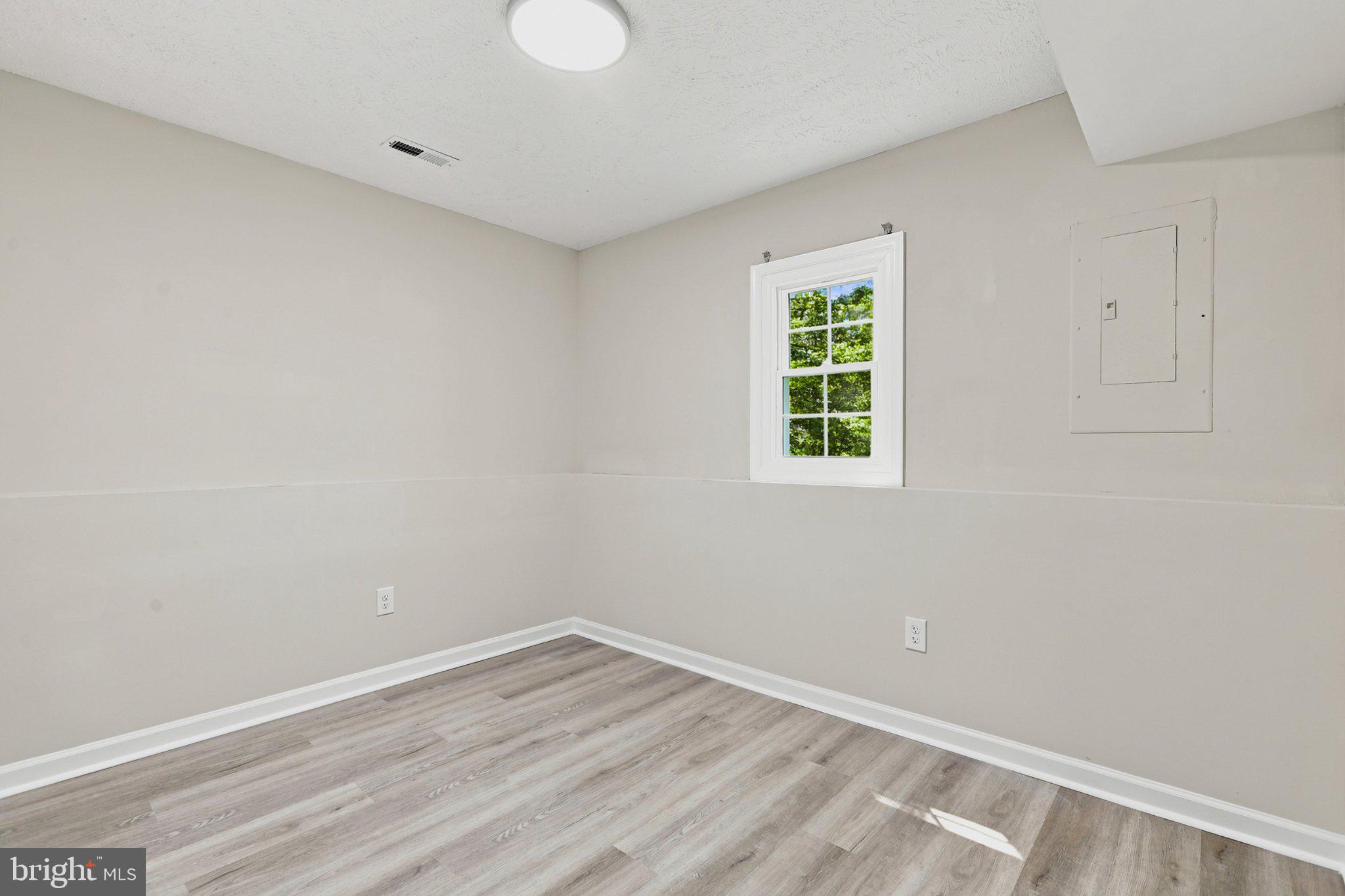 RAINTREE - Residential
