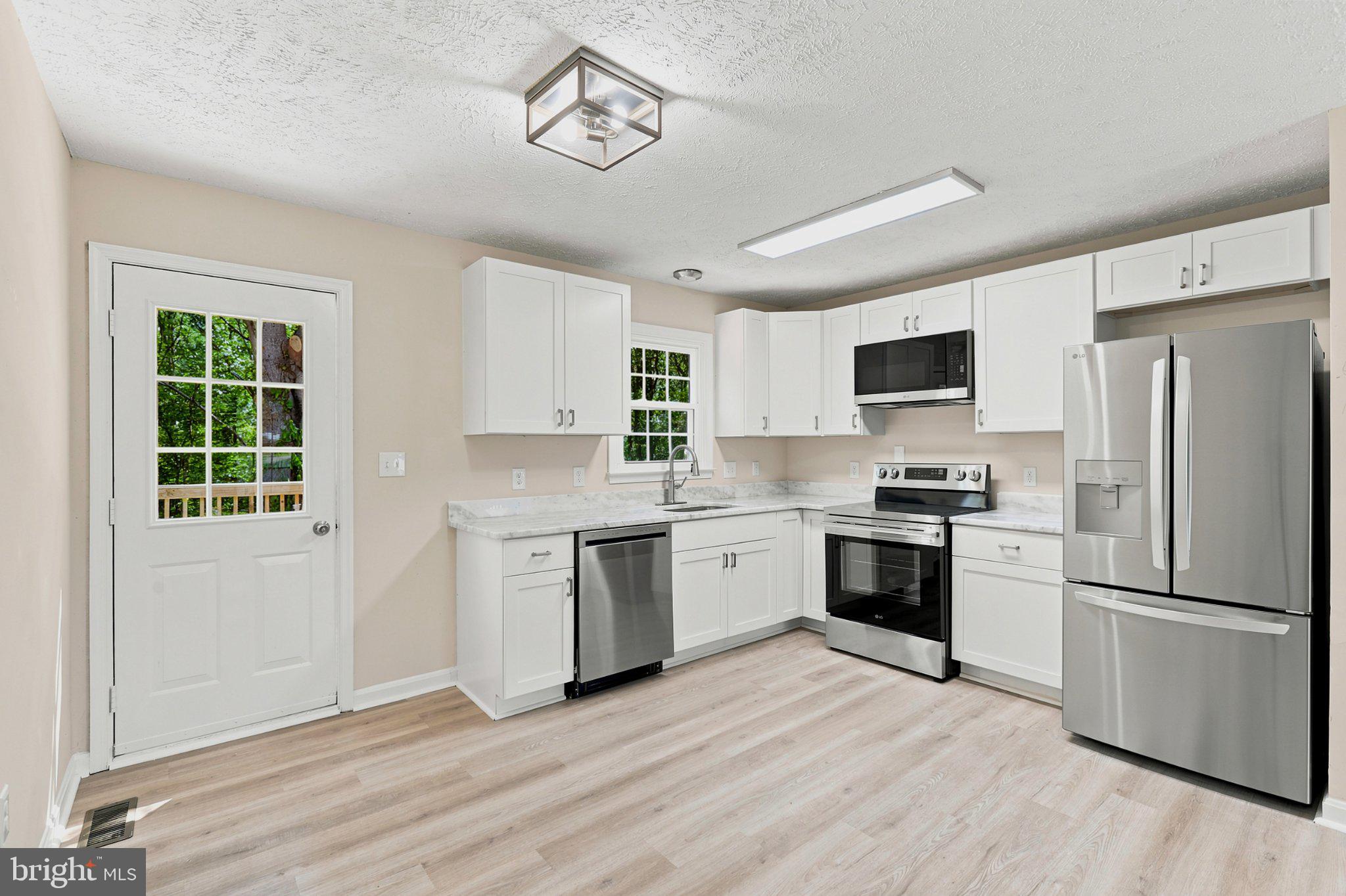 RAINTREE - Residential