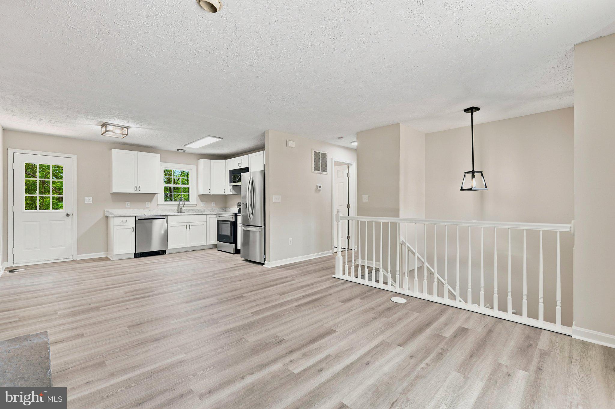 RAINTREE - Residential