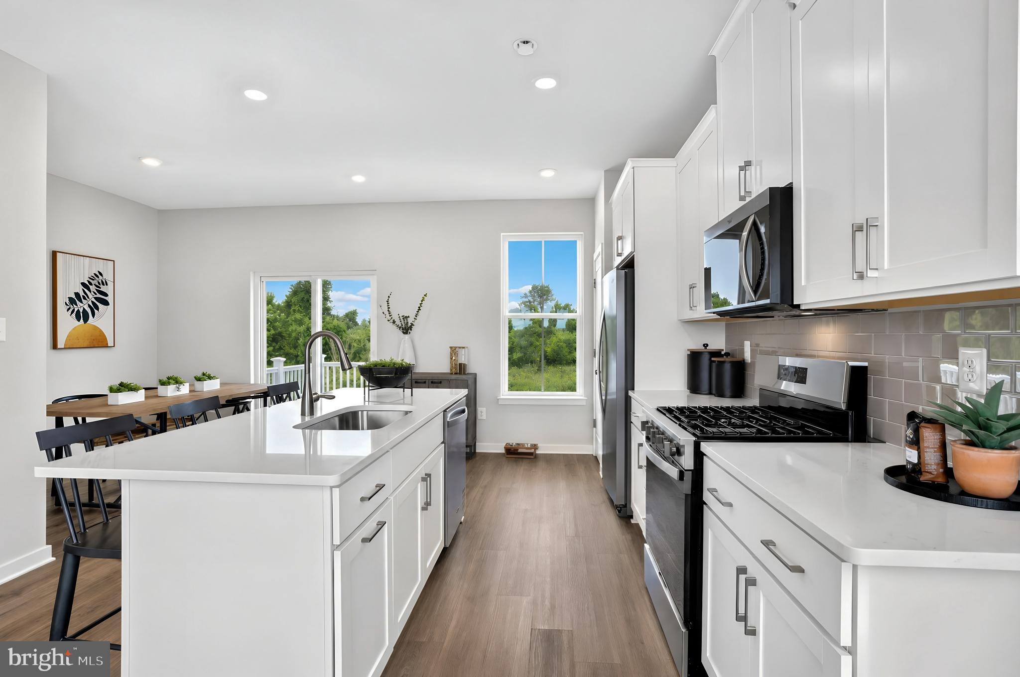 SPRING OAKS - Residential