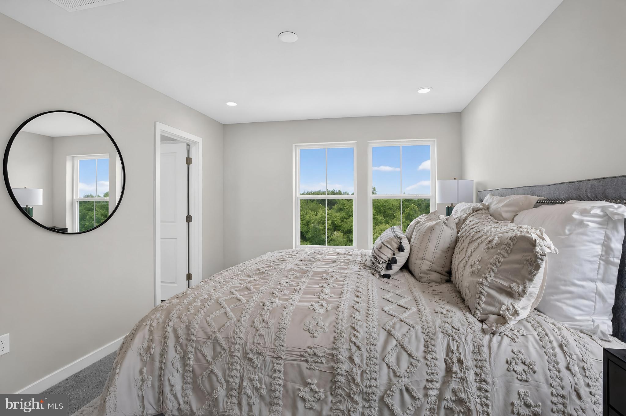 SPRING OAKS - Residential