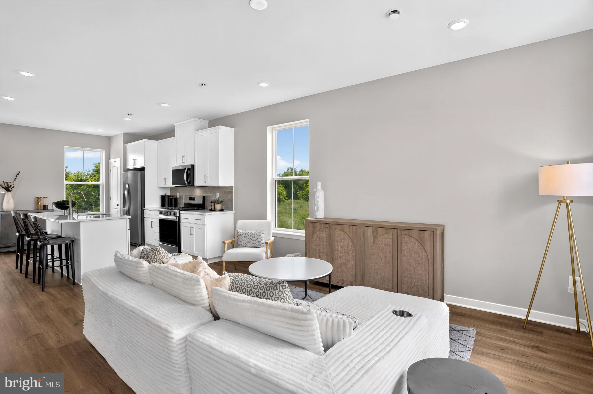 SPRING OAKS - Residential