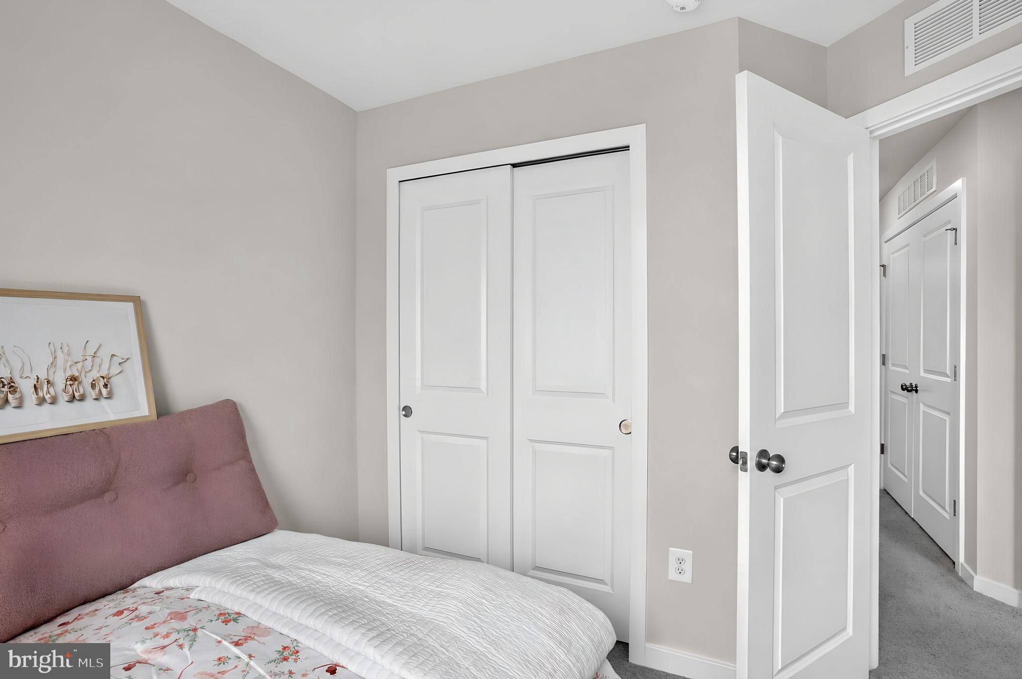 SPRING OAKS - Residential
