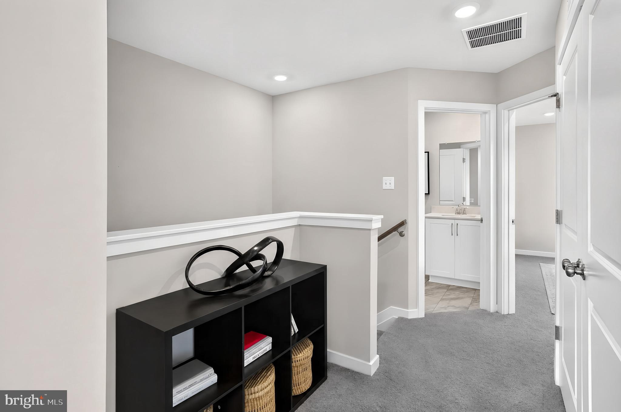 SPRING OAKS - Residential