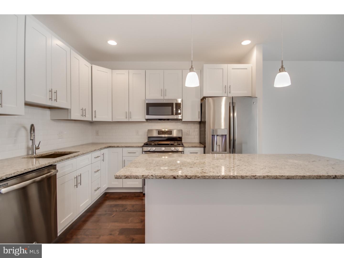 OLDE KENSINGTON - Residential