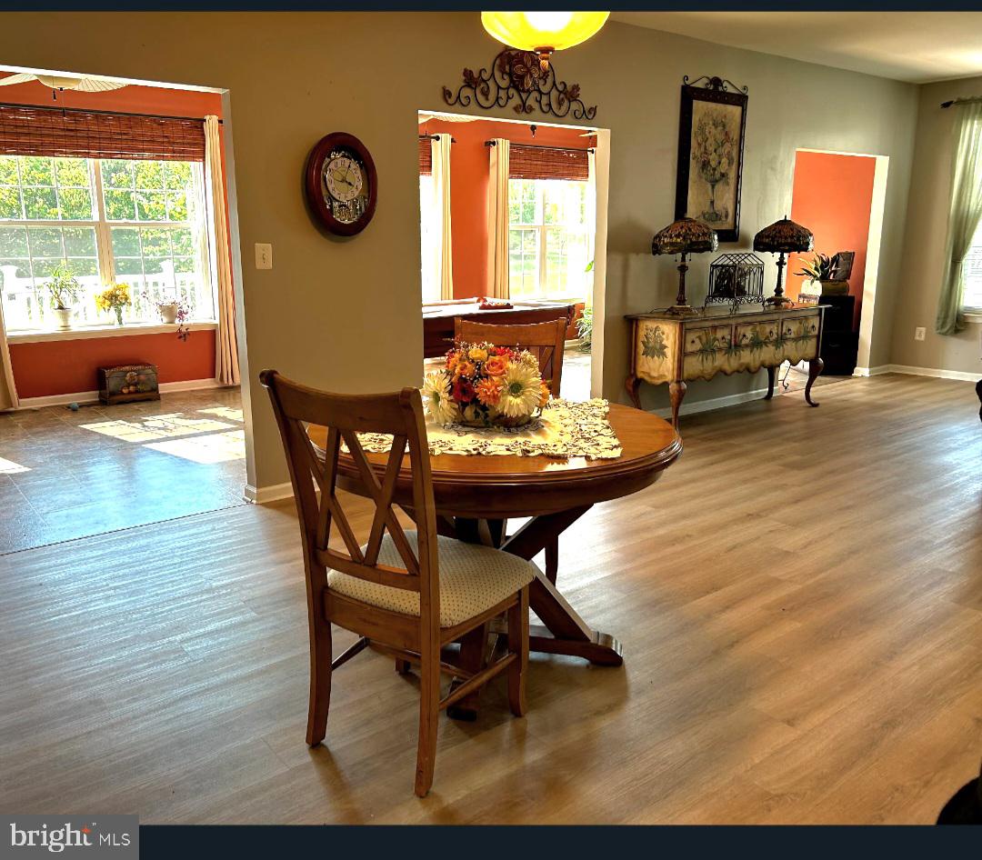FOUR SEASONS AT SILVER MAPLE - Residential