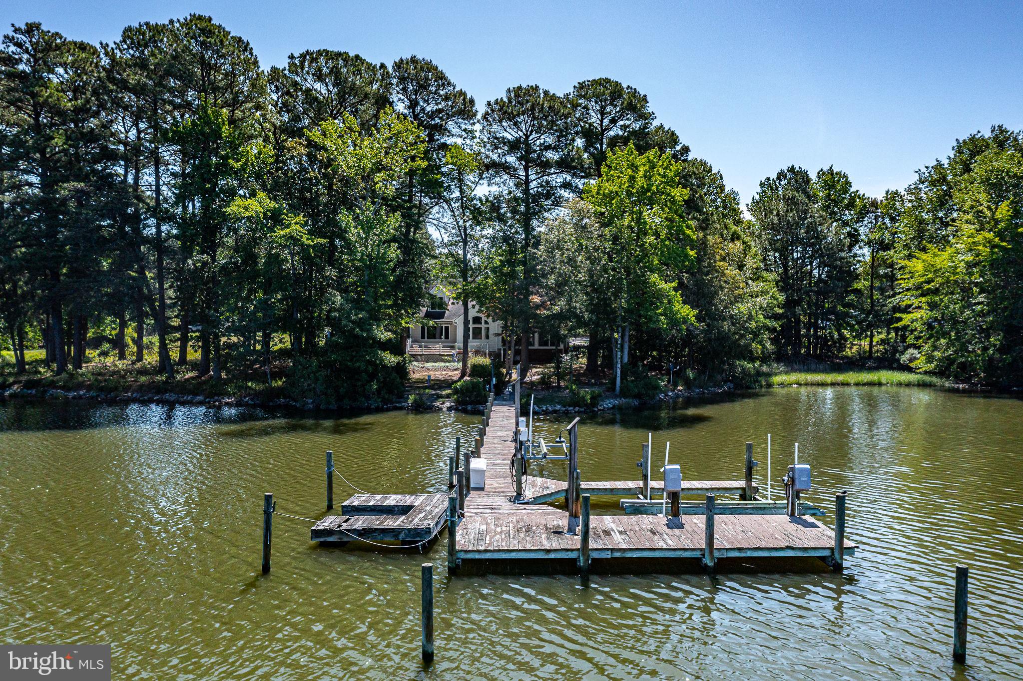 LAGRANGE ESTATES - Residential