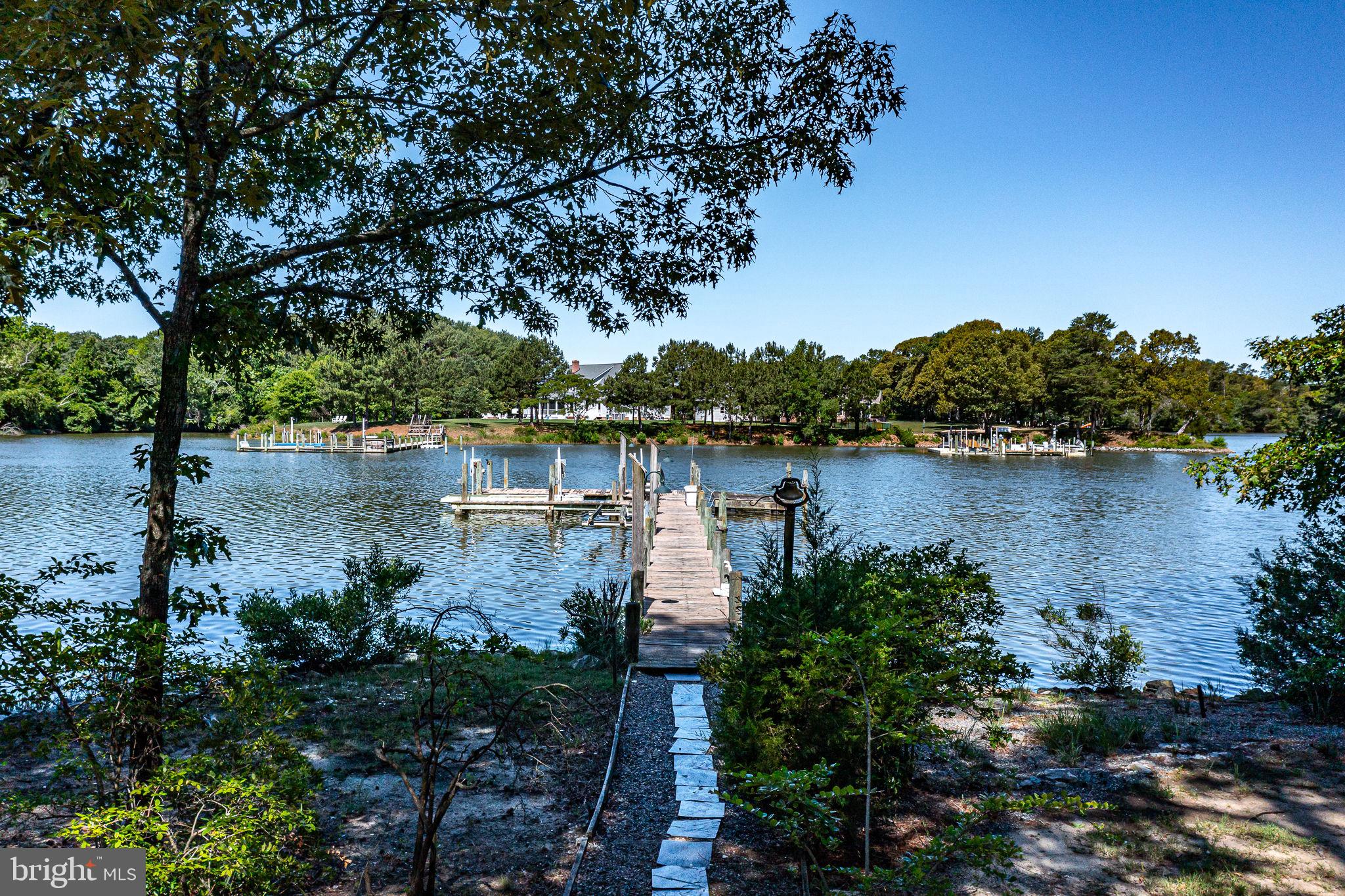 LAGRANGE ESTATES - Residential