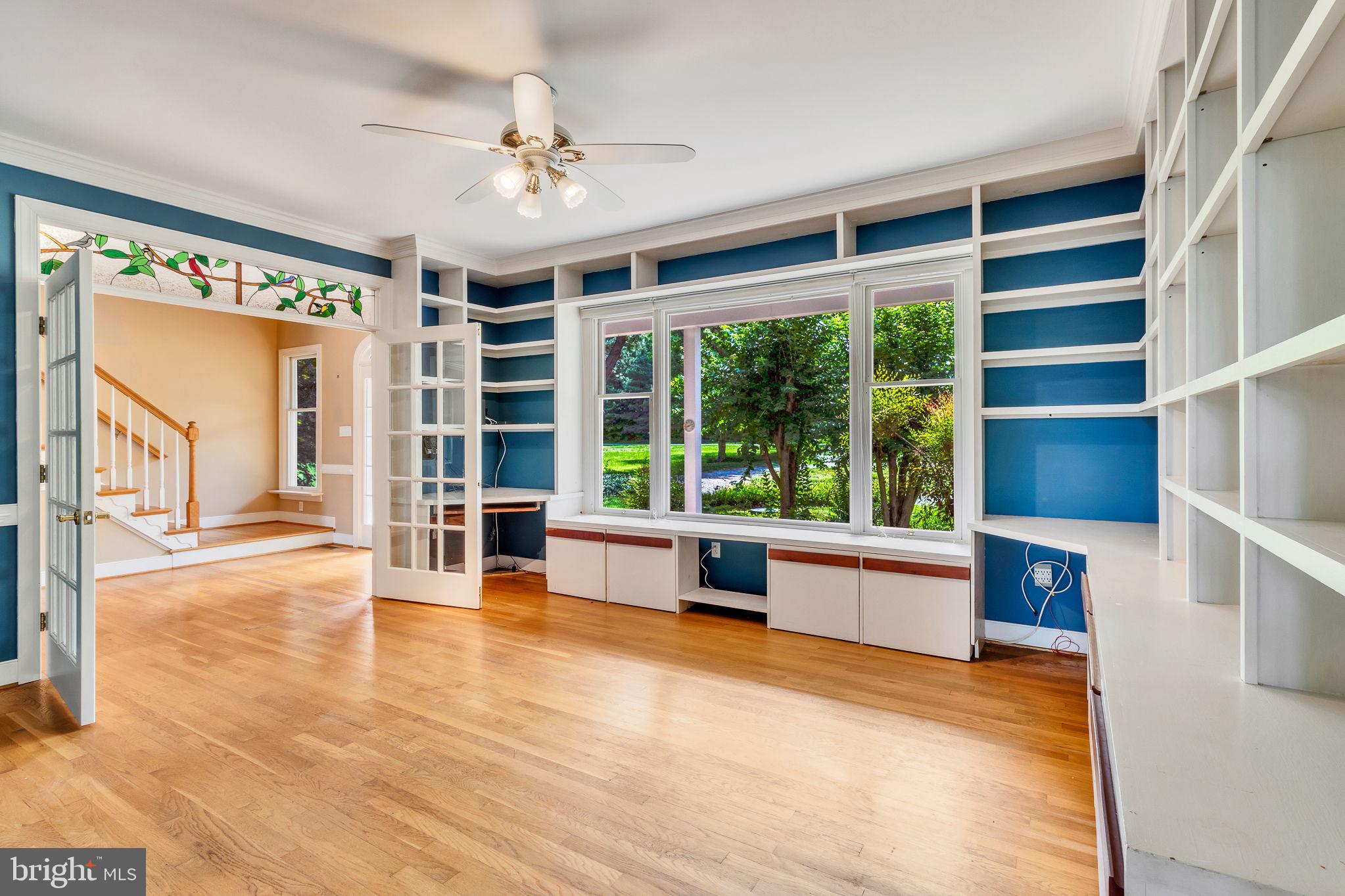 LAGRANGE ESTATES - Residential