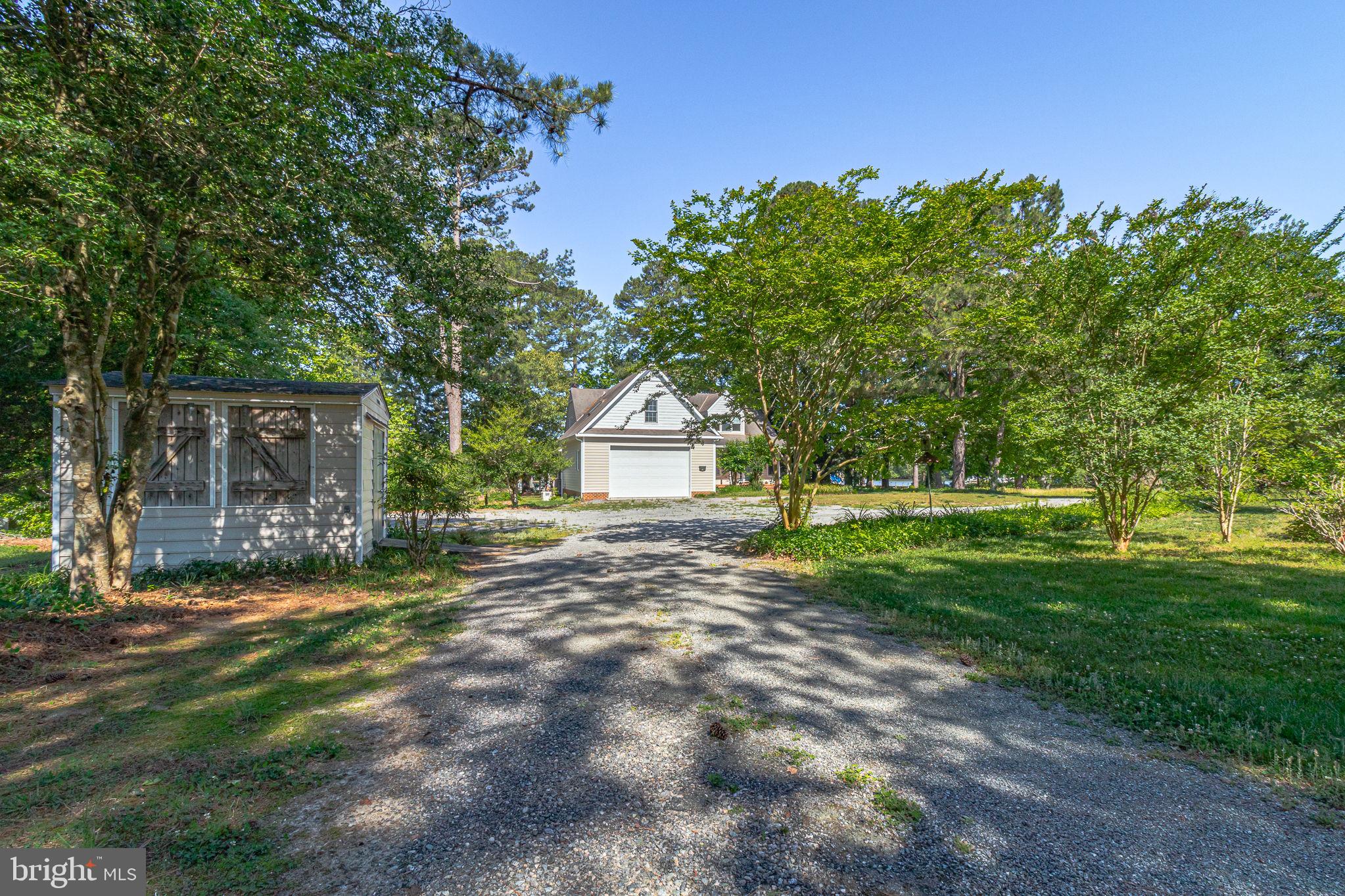 LAGRANGE ESTATES - Residential
