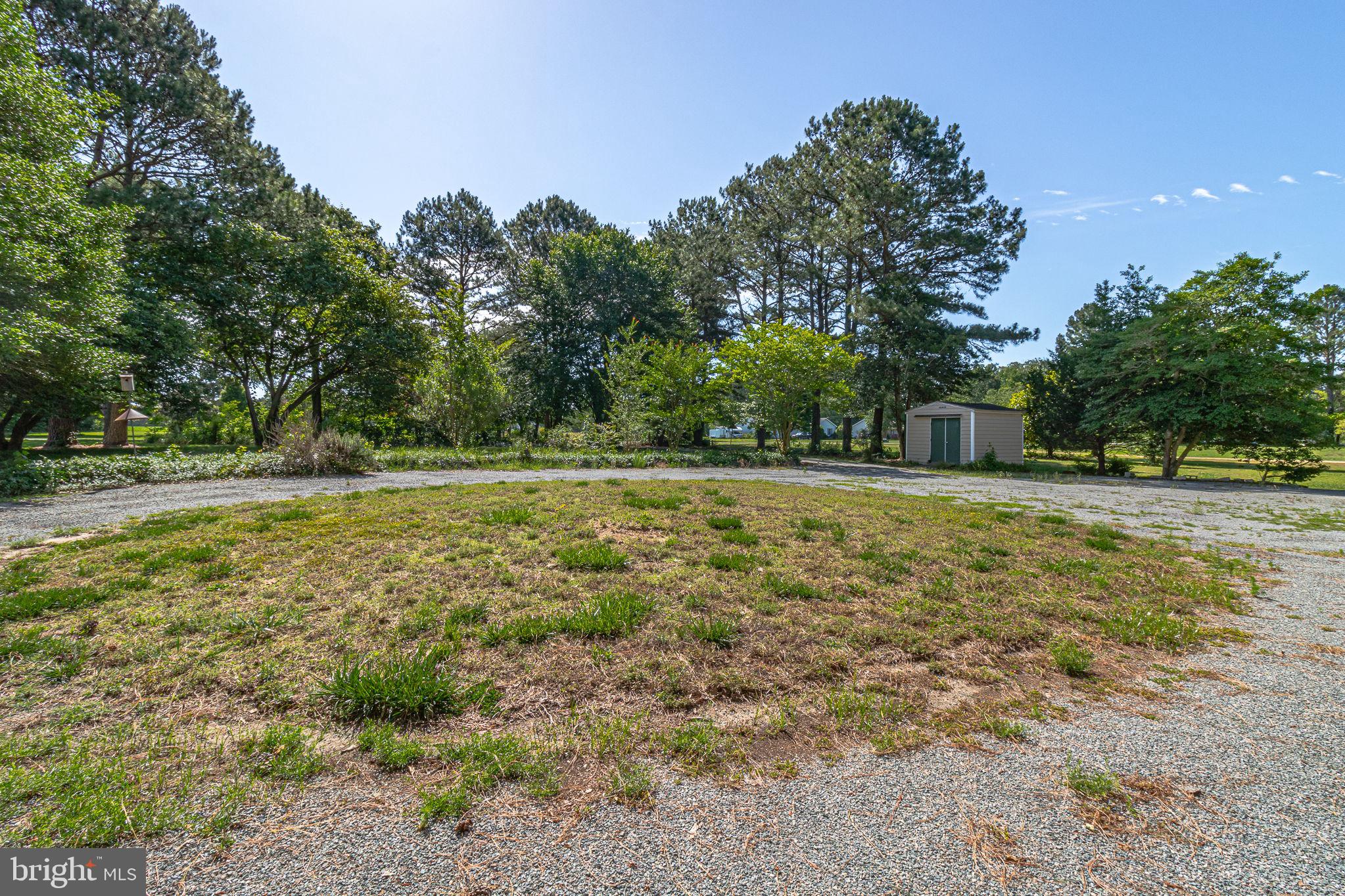 LAGRANGE ESTATES - Residential