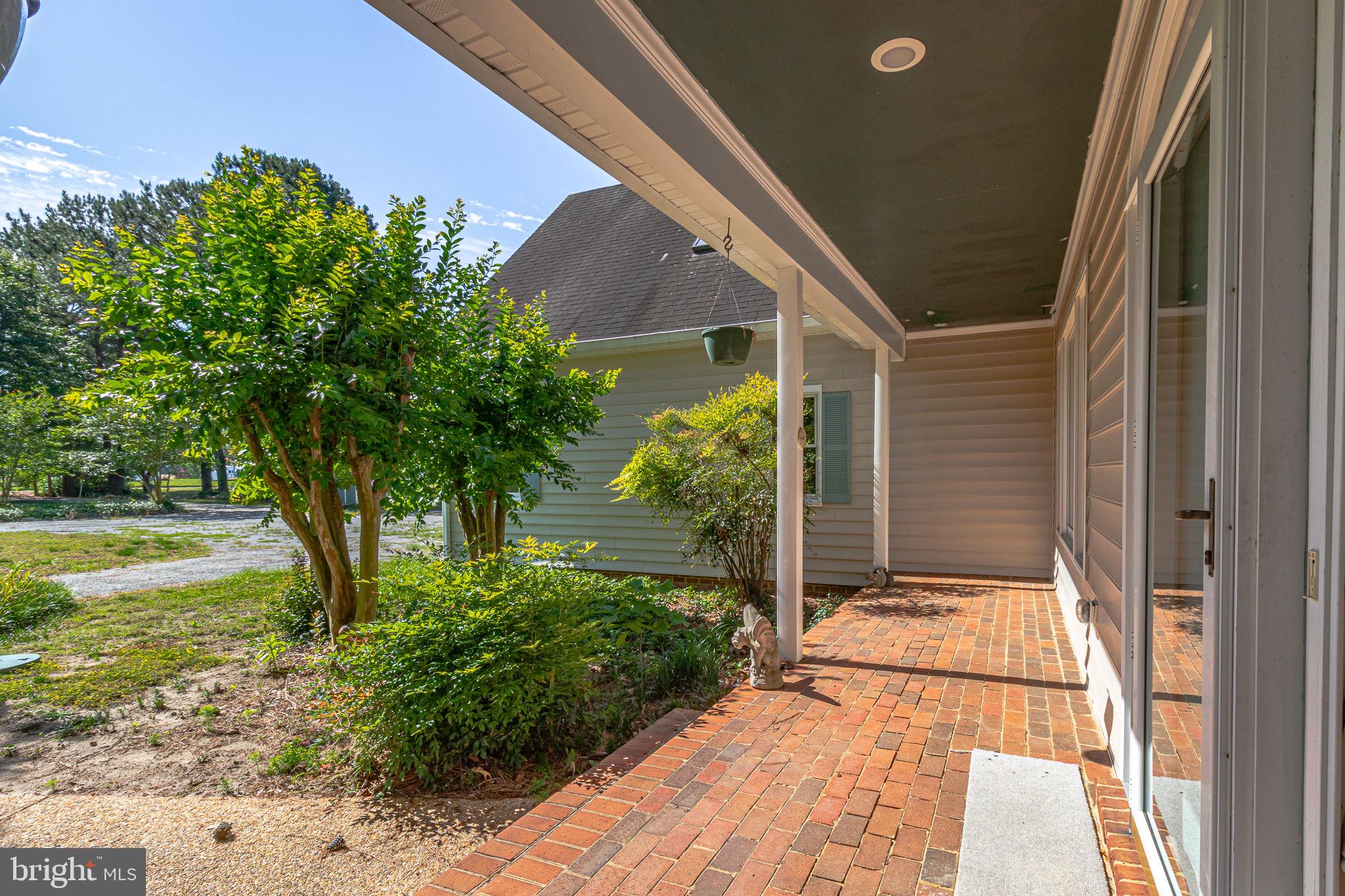 LAGRANGE ESTATES - Residential