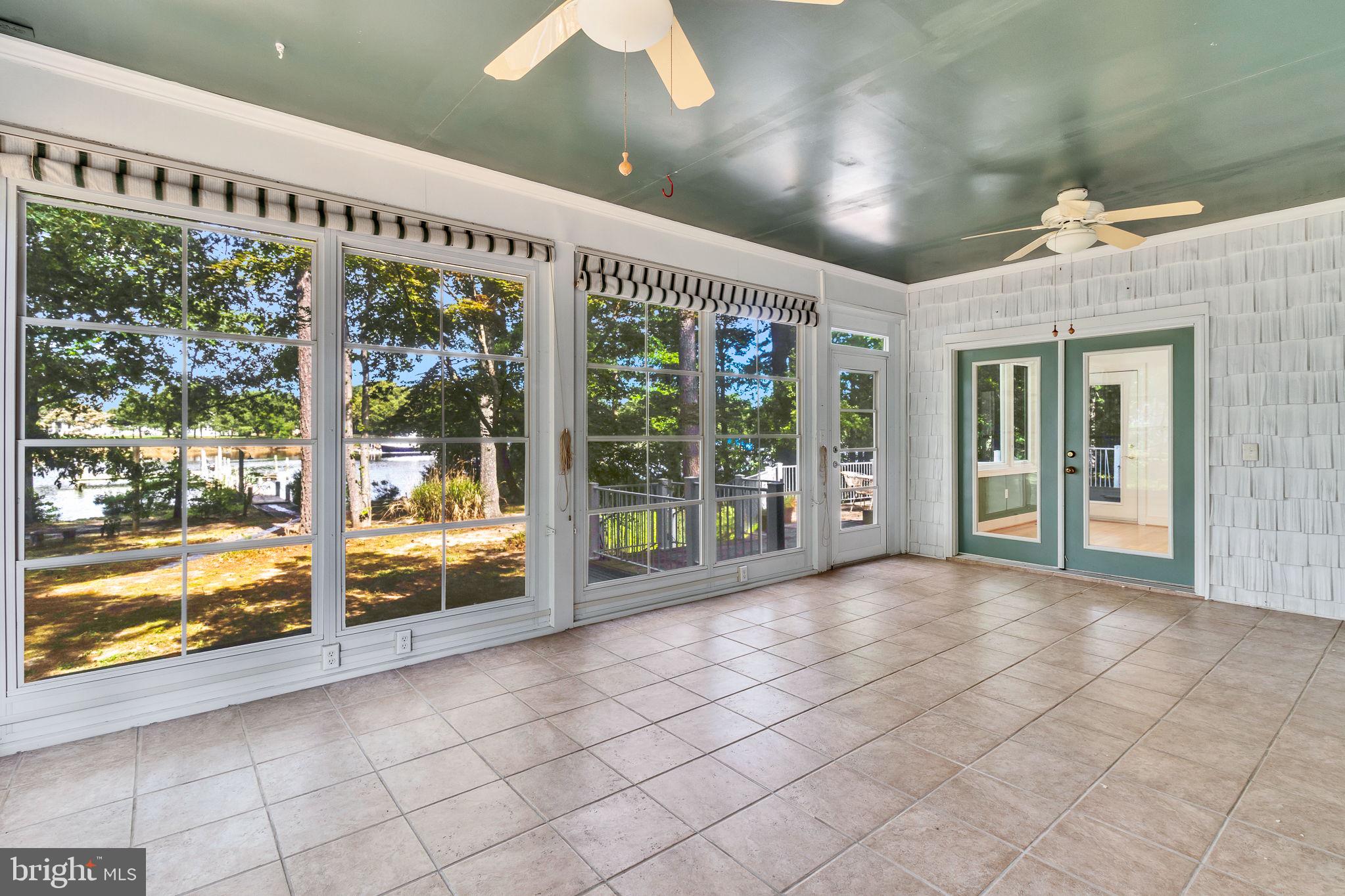 LAGRANGE ESTATES - Residential