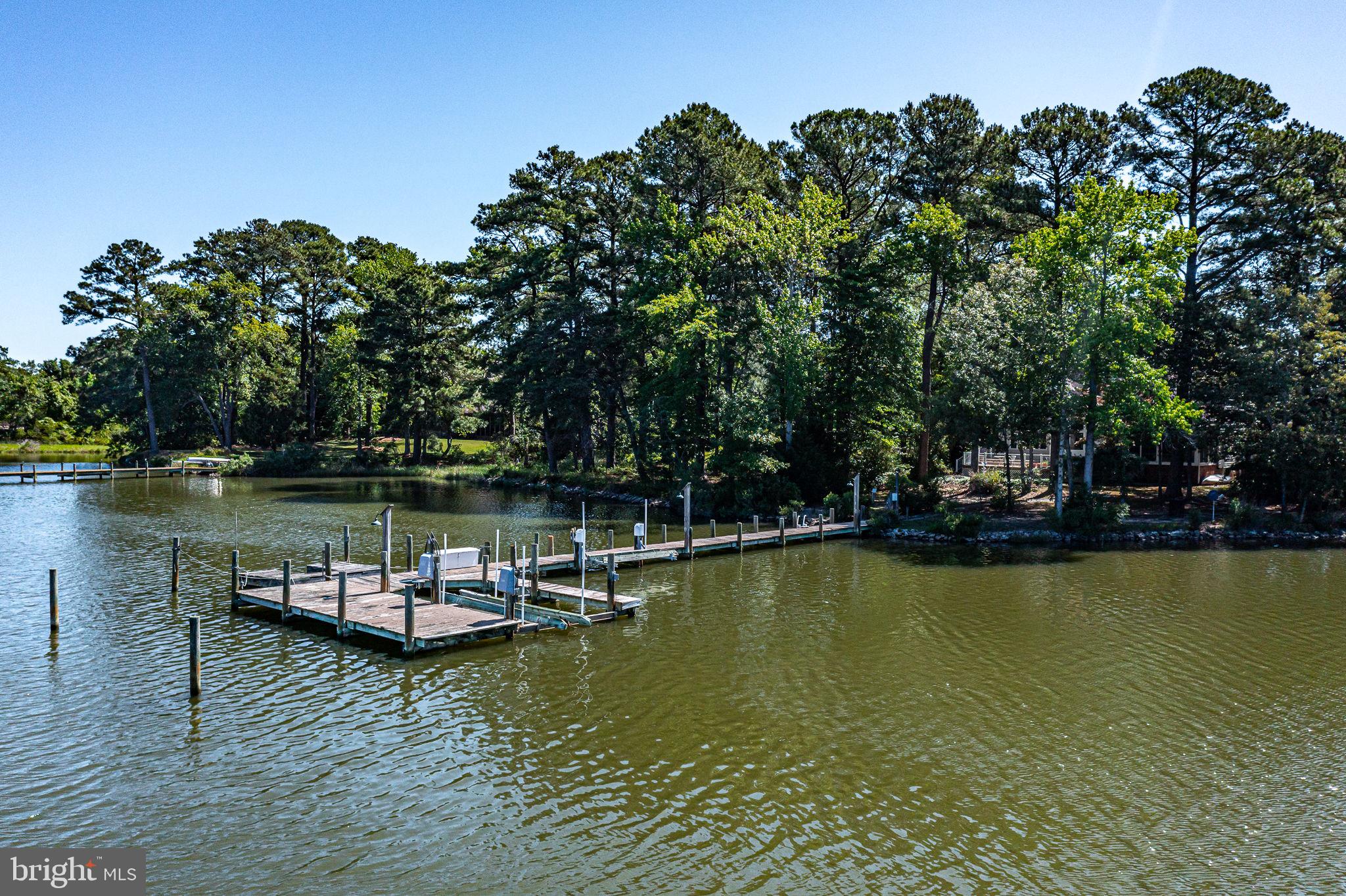 LAGRANGE ESTATES - Residential