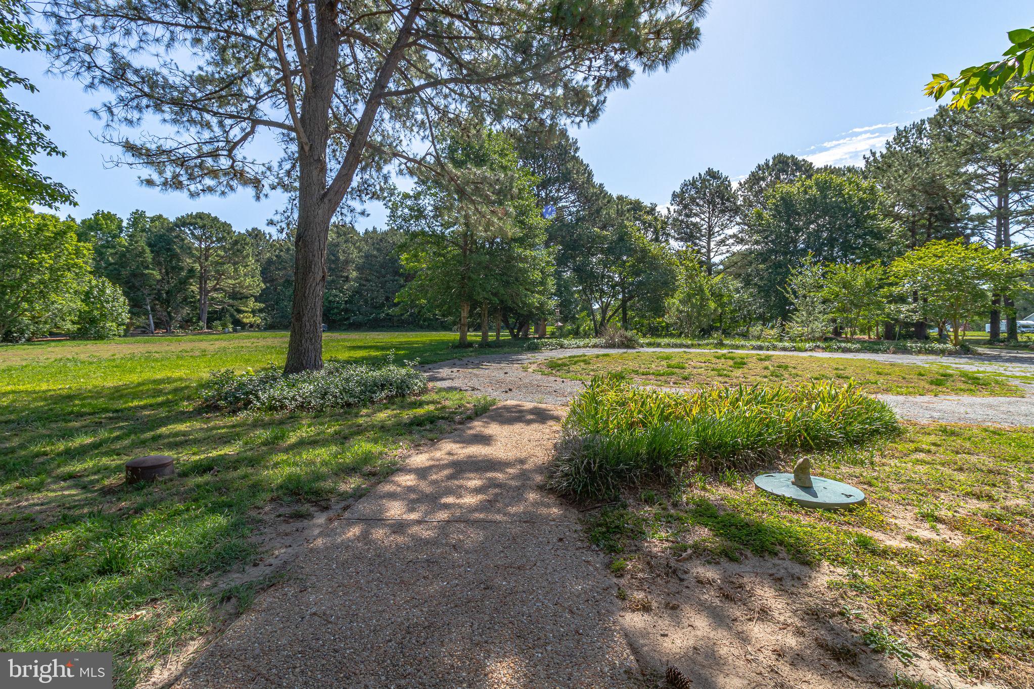 LAGRANGE ESTATES - Residential