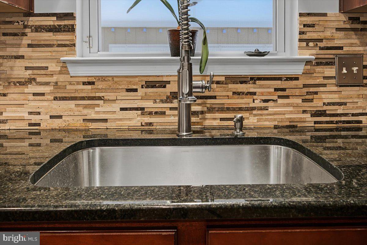 TOWNSEND VILLAGE IL - Residential