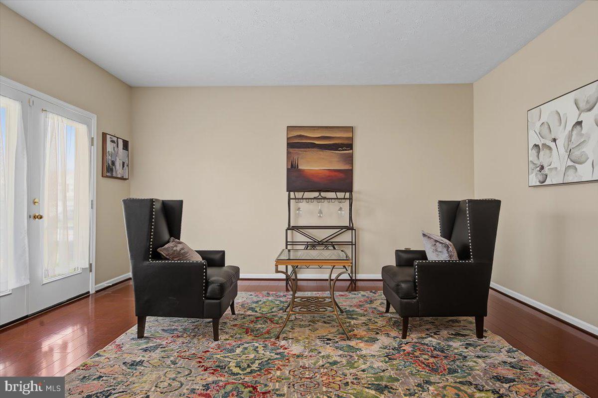 TOWNSEND VILLAGE IL - Residential