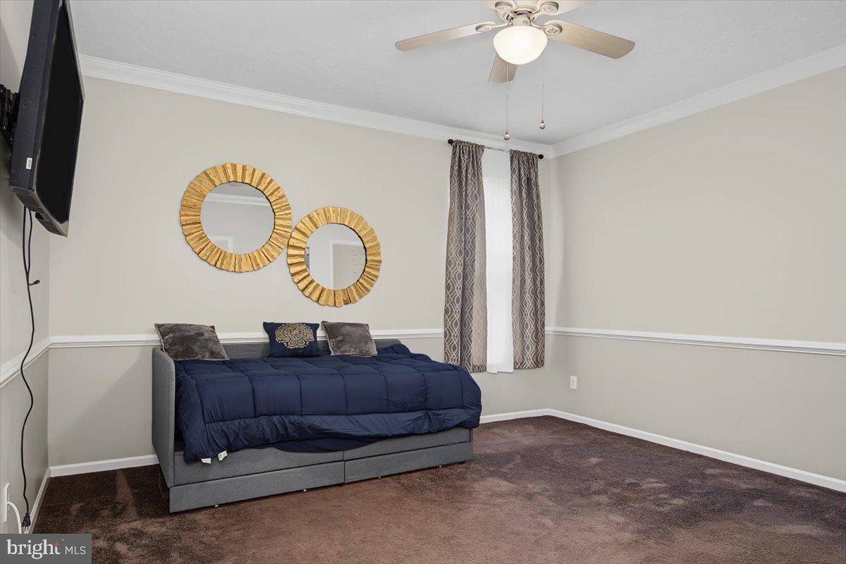 TOWNSEND VILLAGE IL - Residential