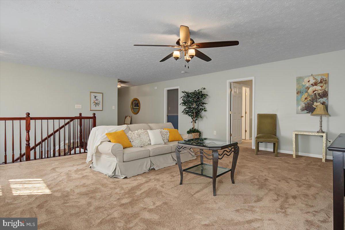 TOWNSEND VILLAGE IL - Residential
