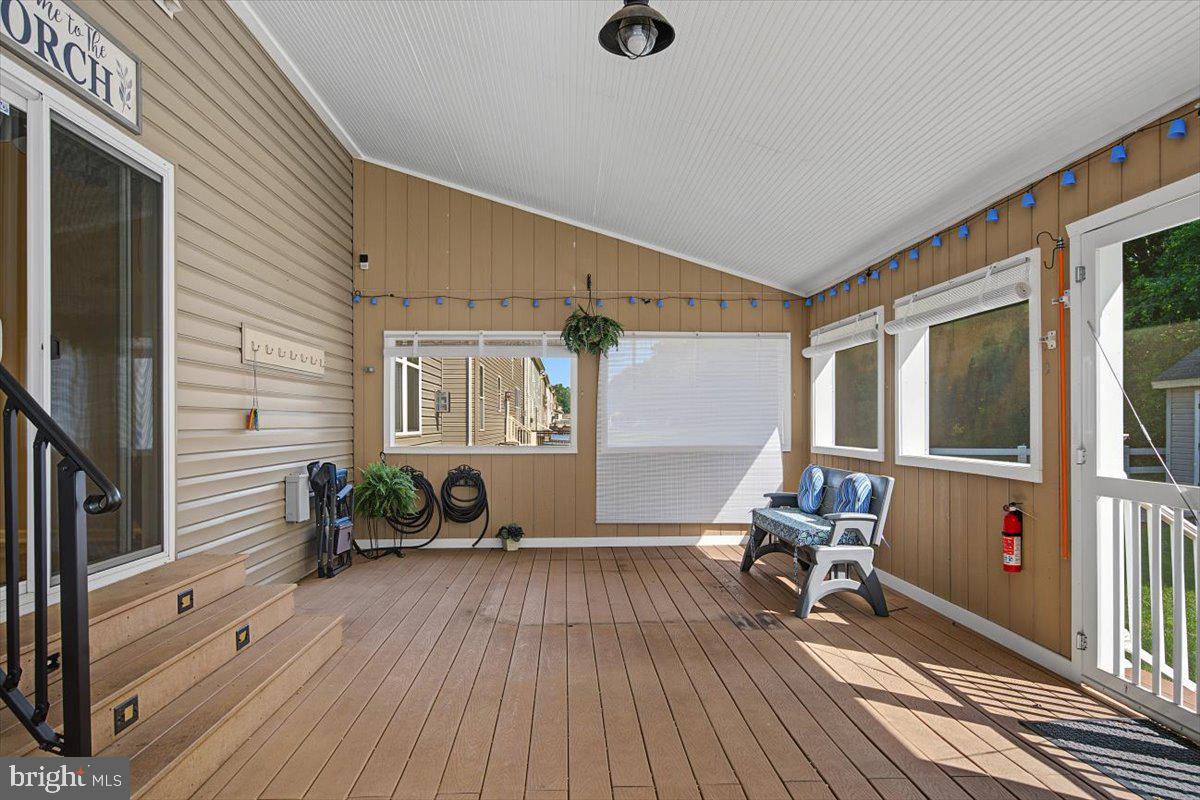 TOWNSEND VILLAGE IL - Residential