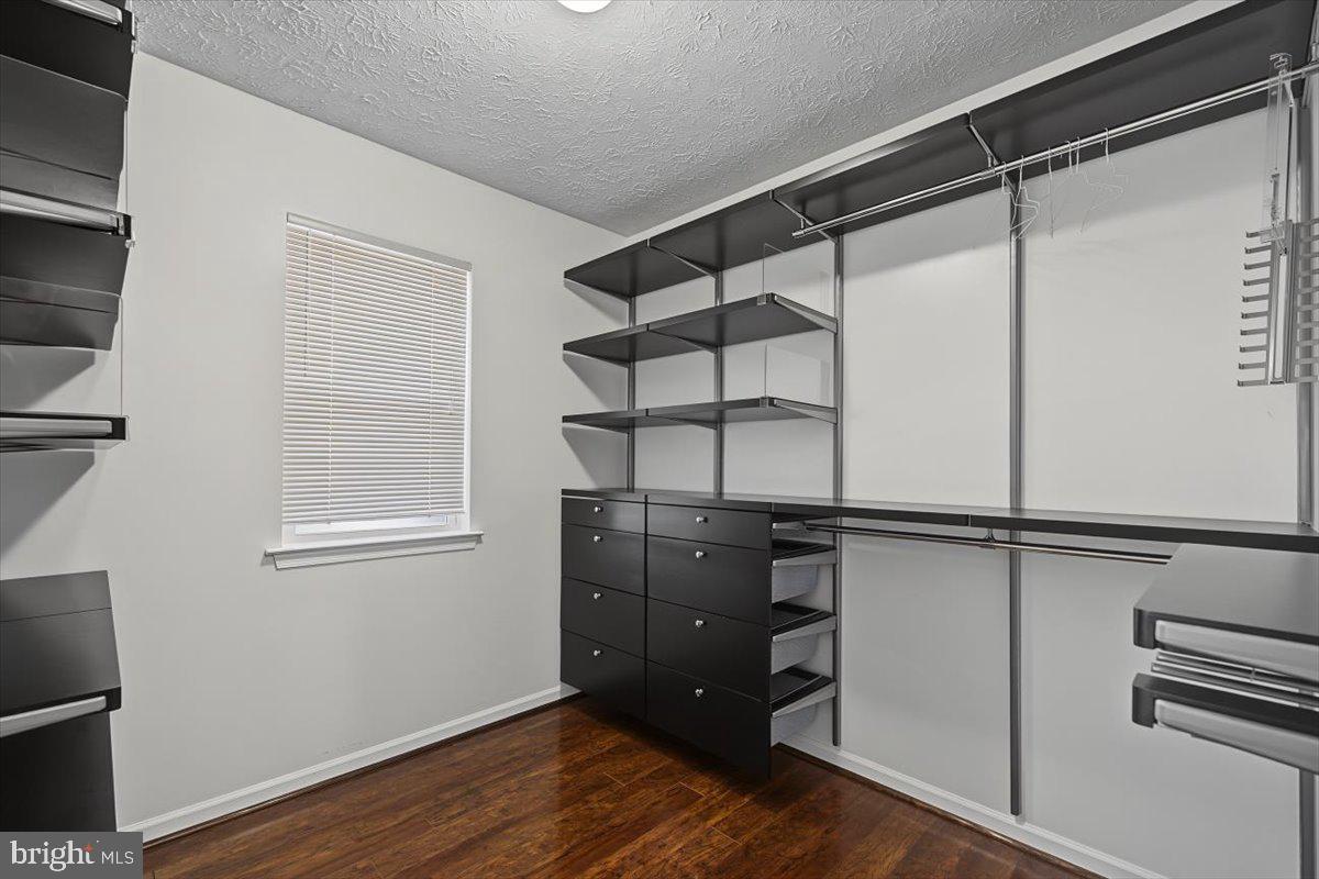 TOWNSEND VILLAGE IL - Residential