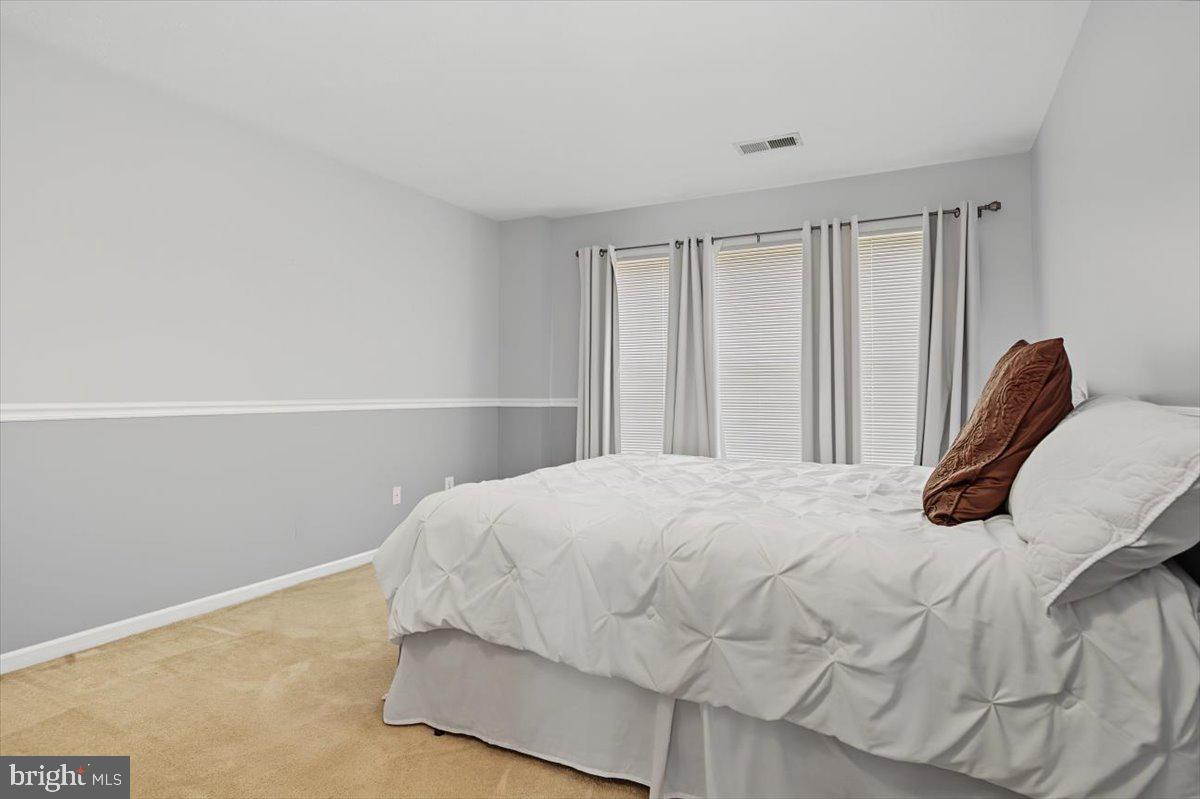 TOWNSEND VILLAGE IL - Residential