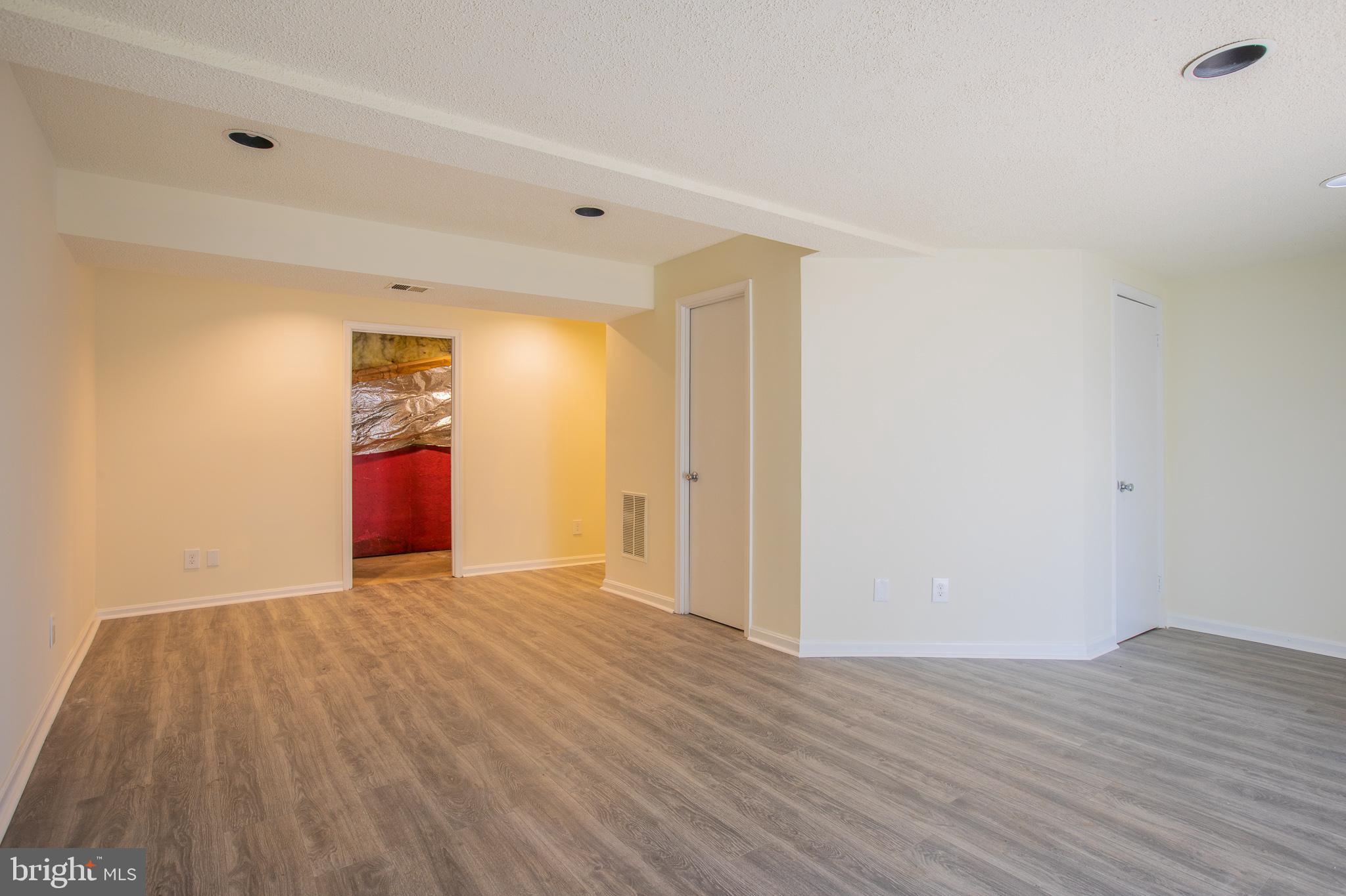 SUMMERFIELD - Residential Lease