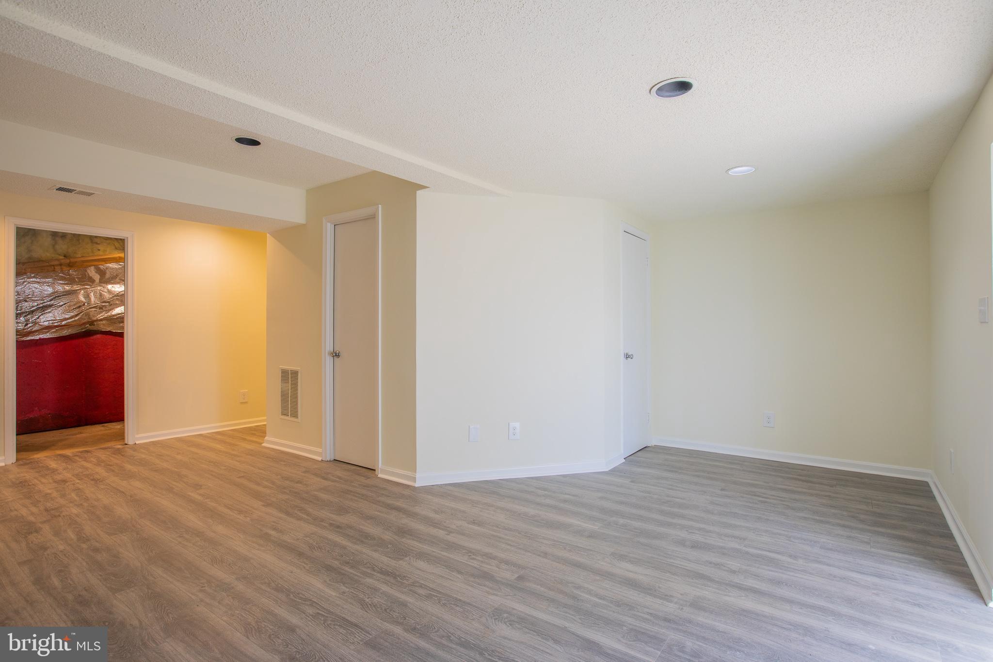 SUMMERFIELD - Residential Lease