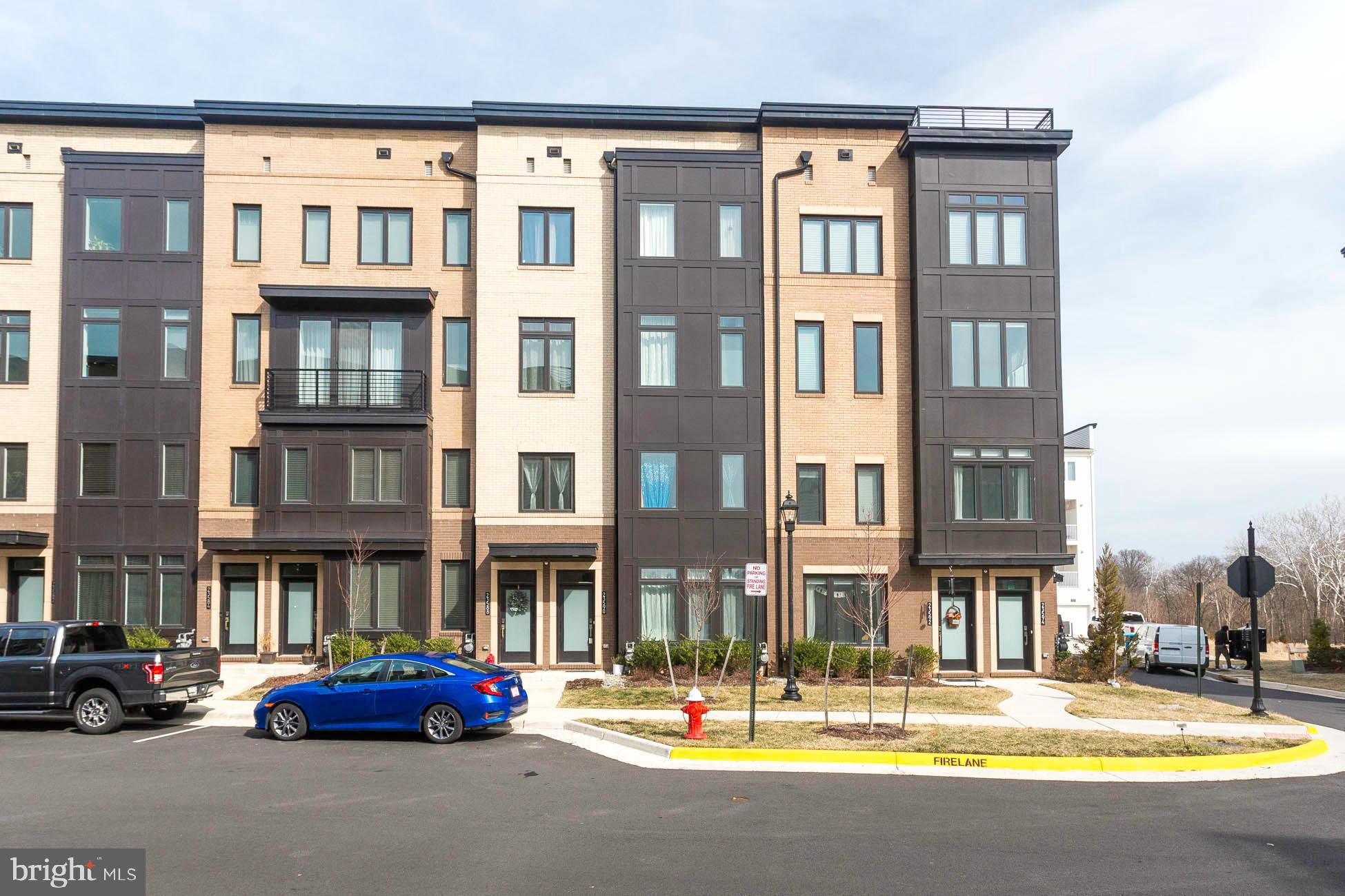 LOUDOUN VALLEY CARLISLE - Residential Lease