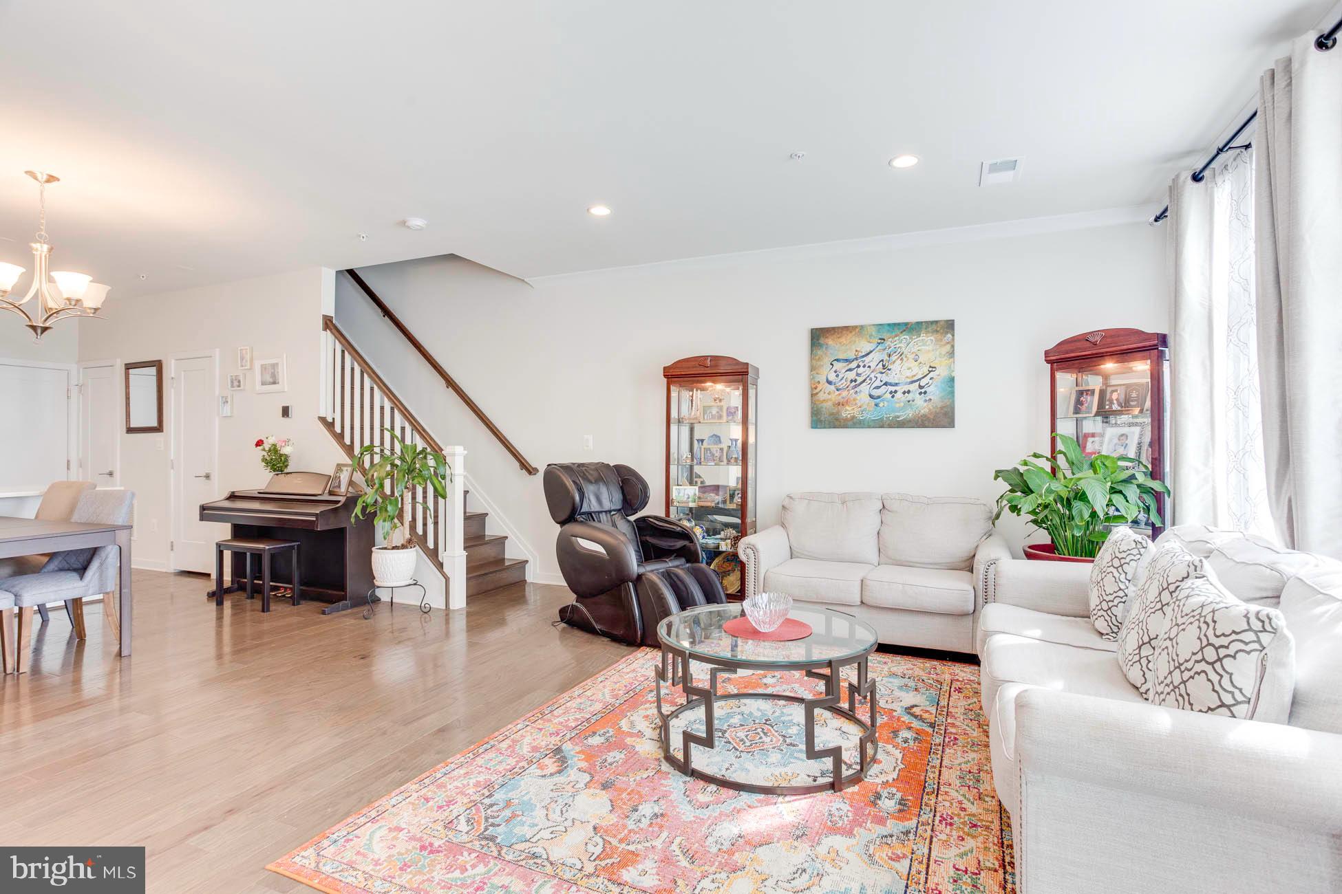 LOUDOUN VALLEY CARLISLE - Residential Lease