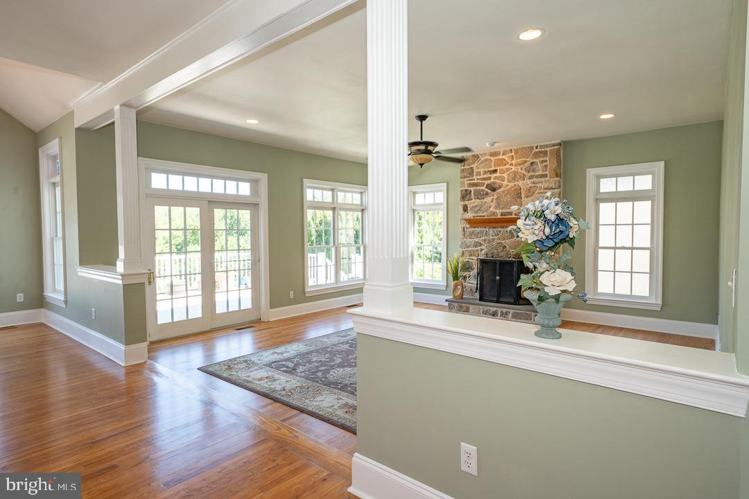 SPRING MEADOW FARM - Residential