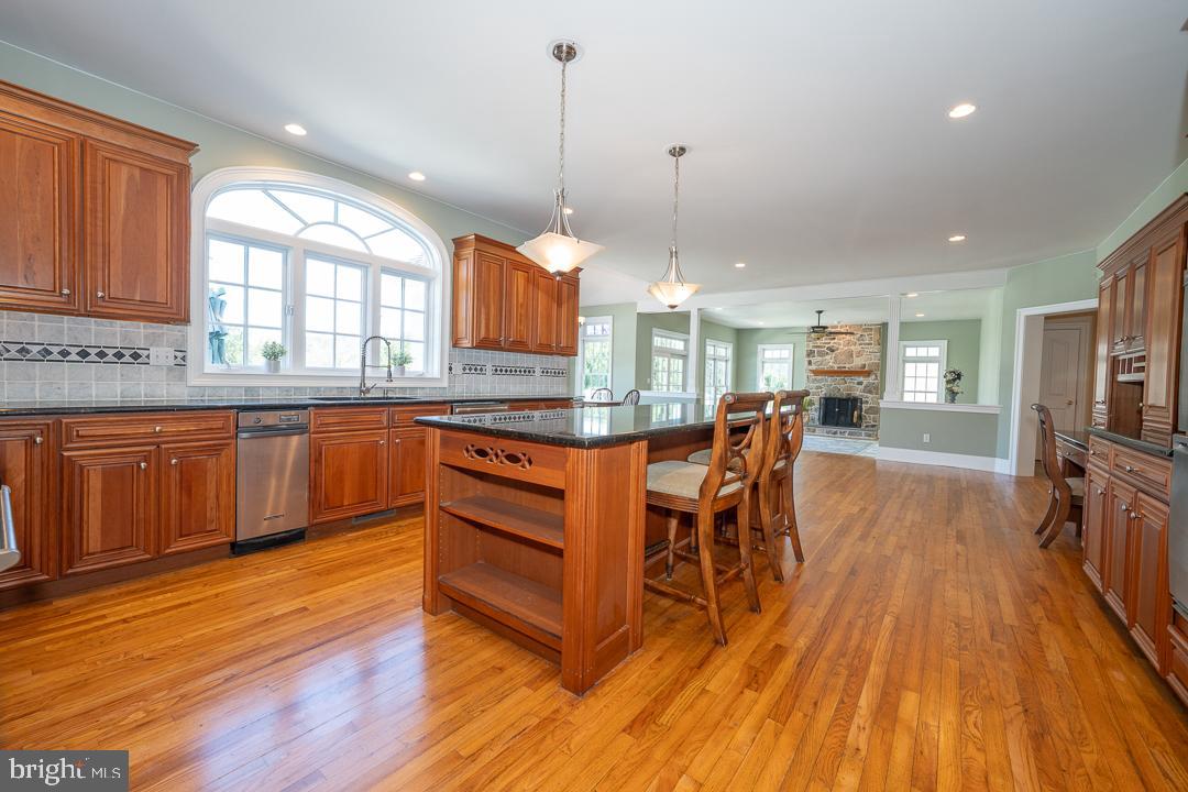 SPRING MEADOW FARM - Residential