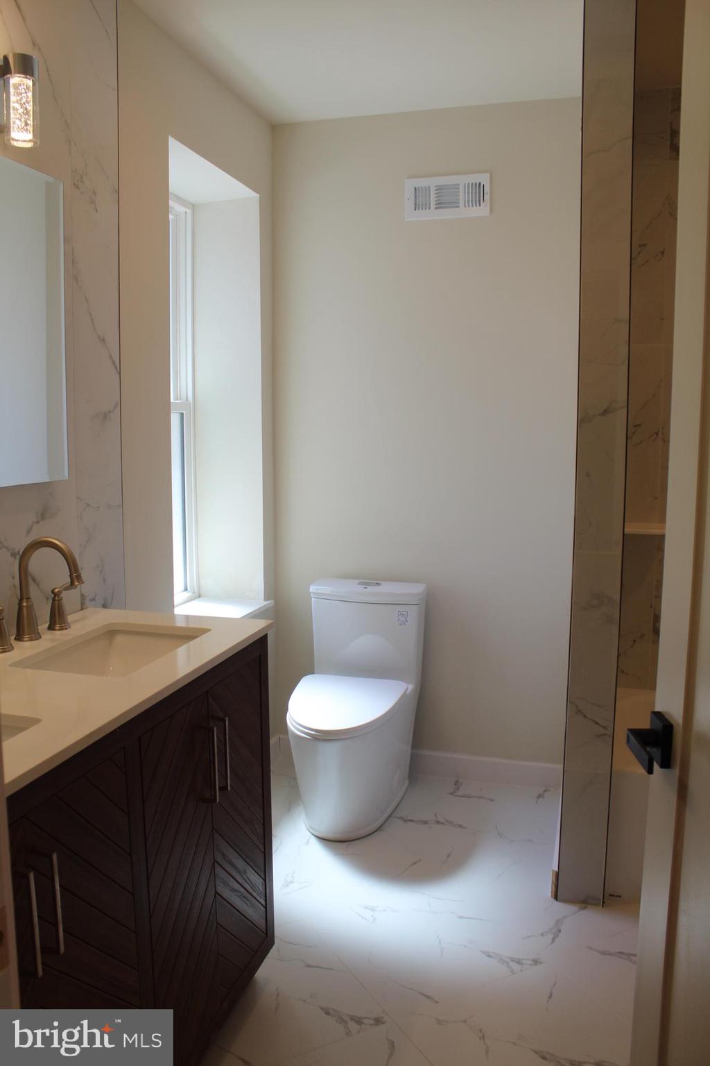 PORT RICHMOND - Residential