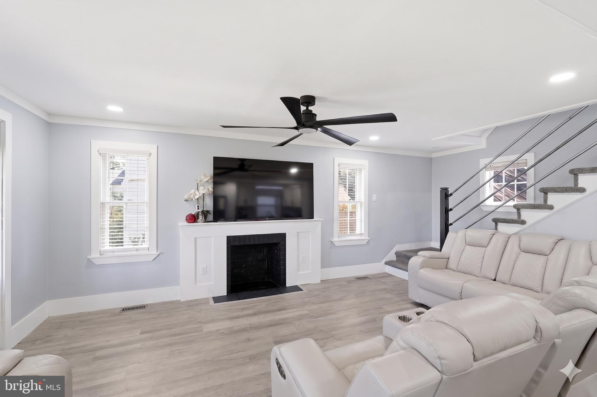 WINCHESTER CITY - Residential