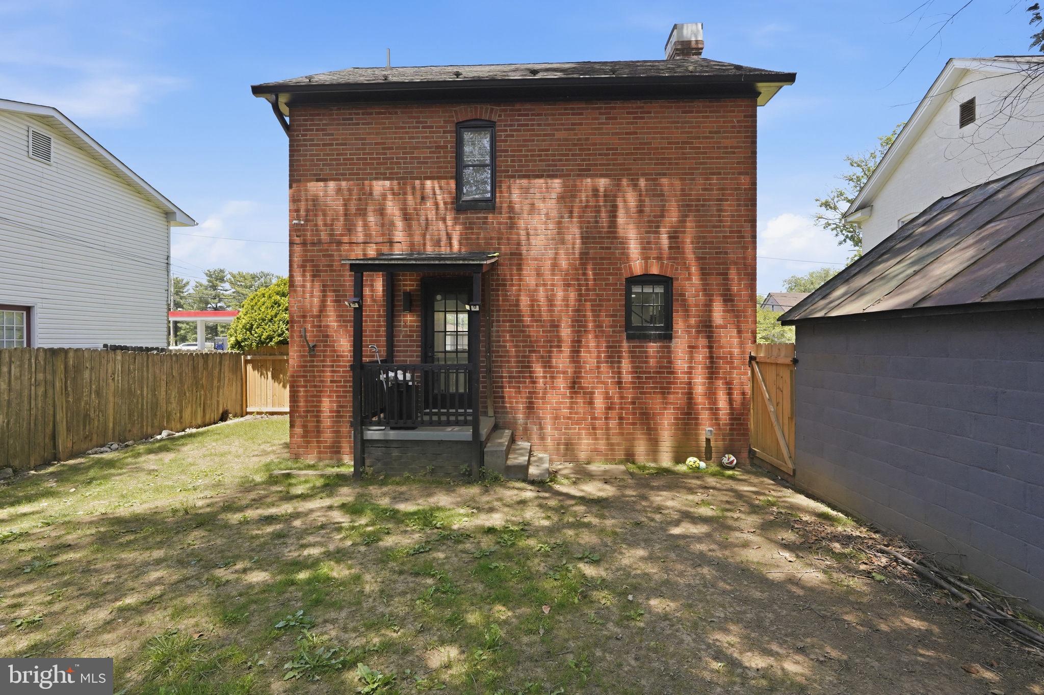 WINCHESTER CITY - Residential
