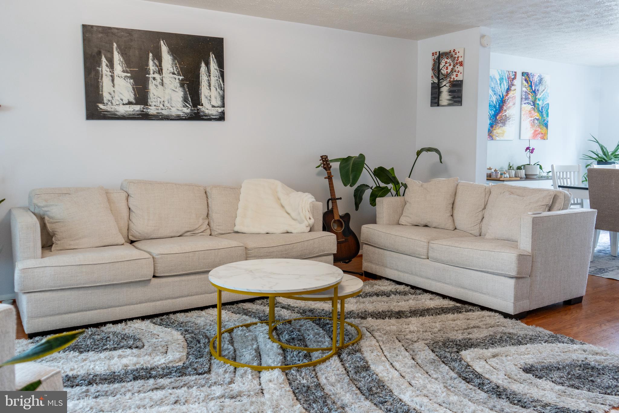 OAKHURST - Residential