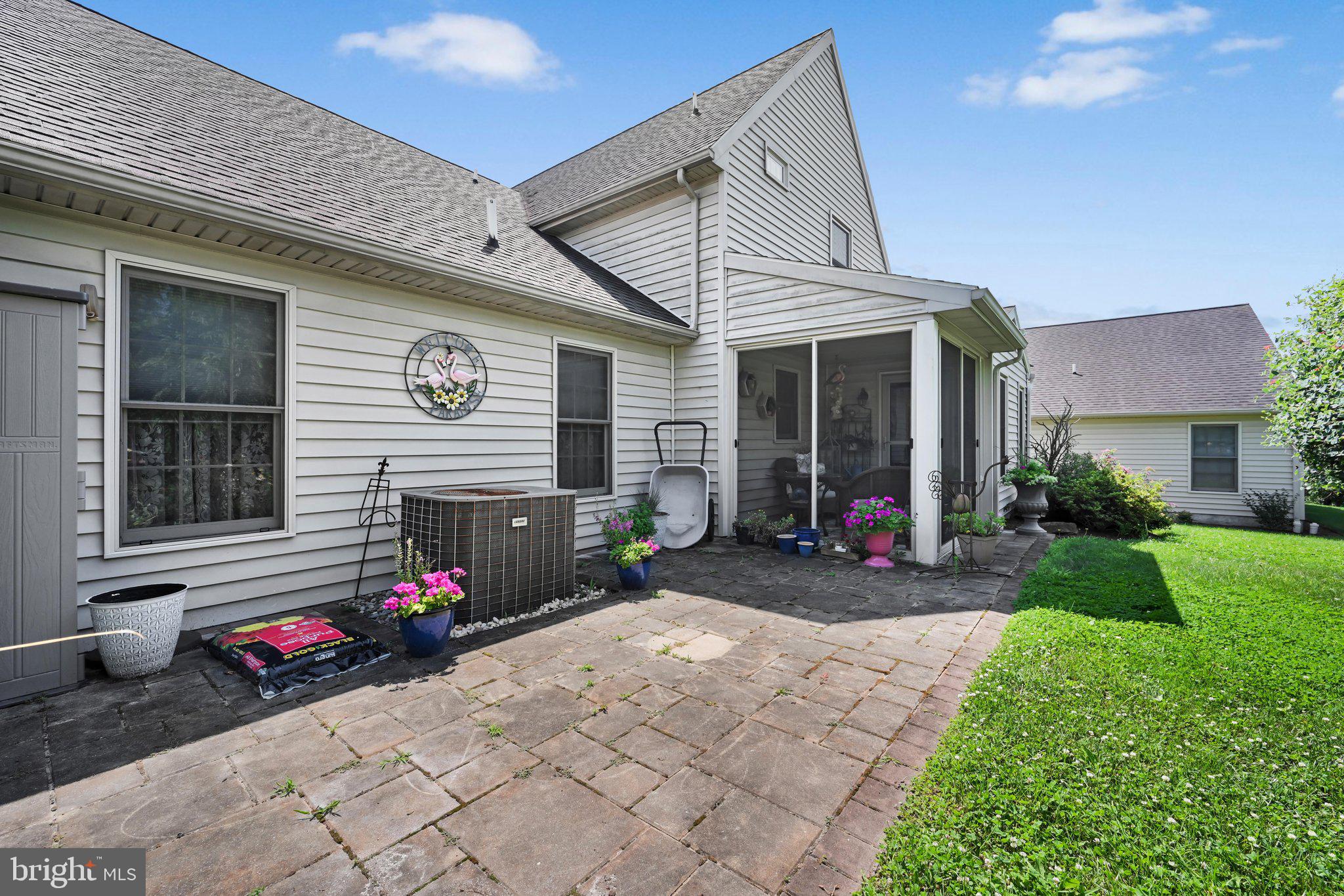 BROOKSHIRE - Residential