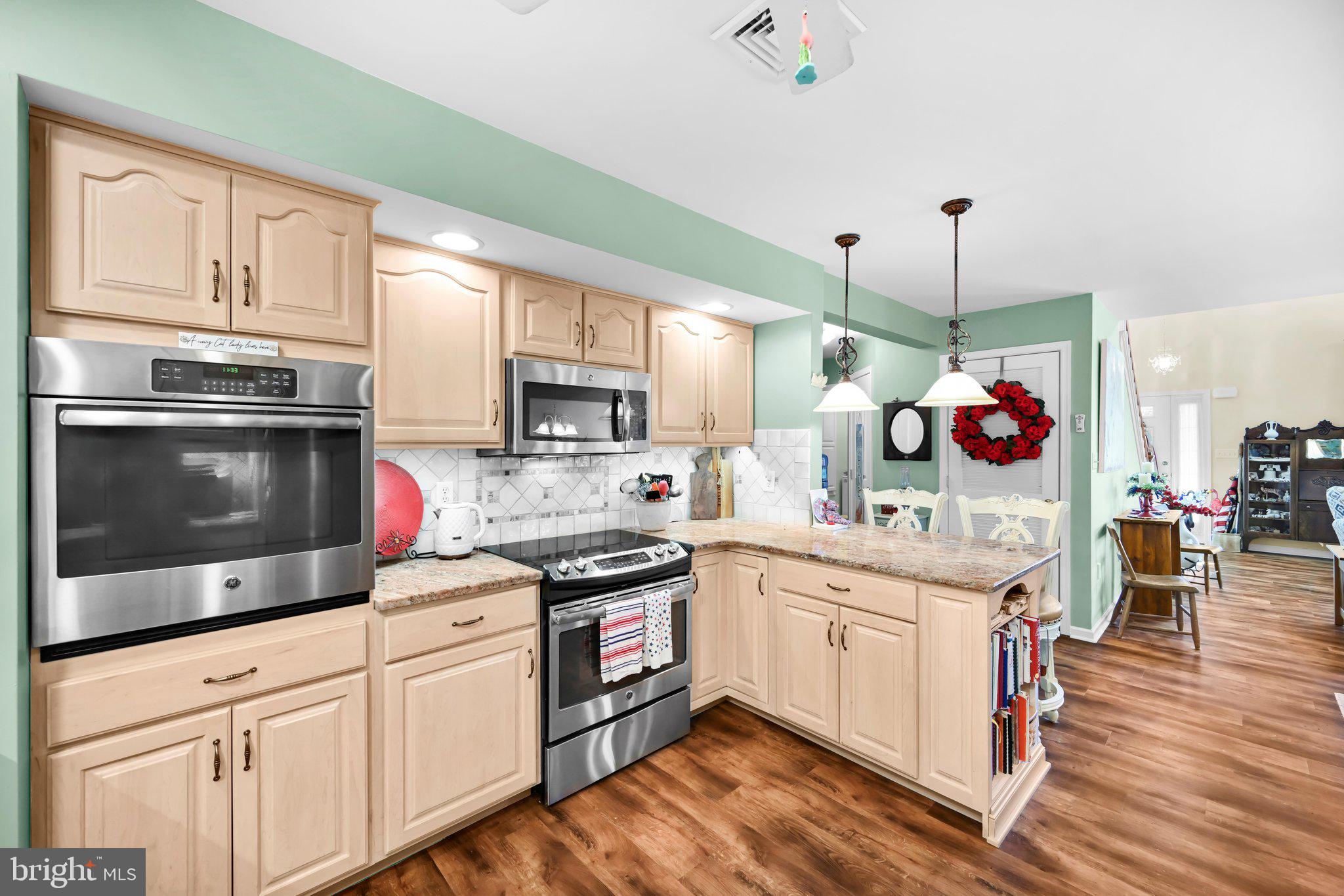 BROOKSHIRE - Residential