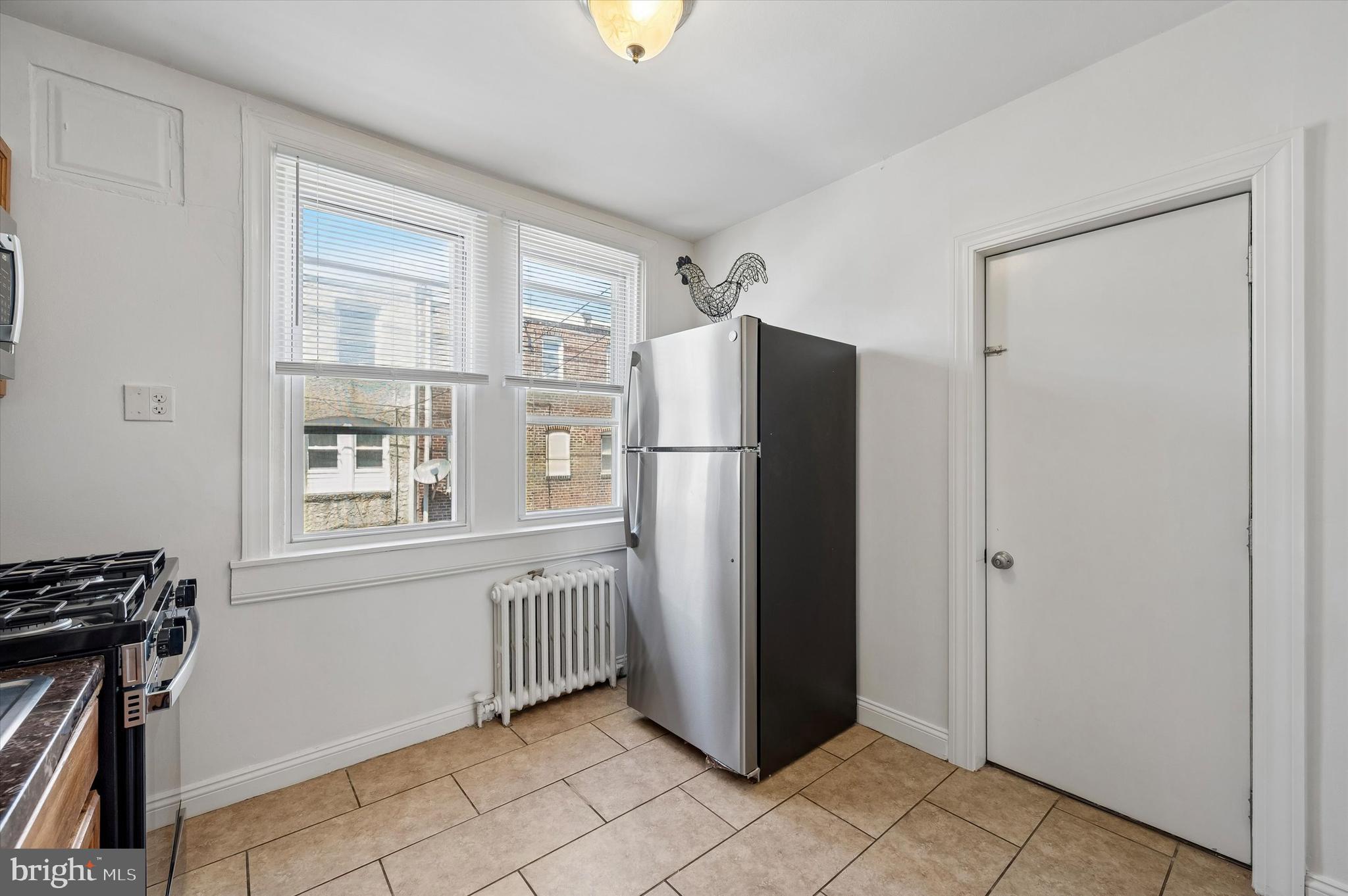 EAST FALLS - Residential