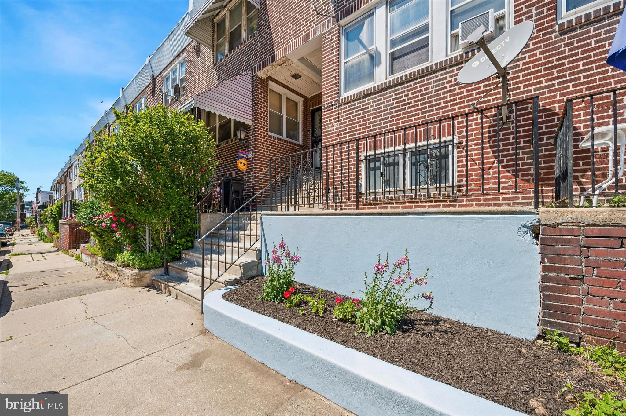 EAST FALLS - Residential