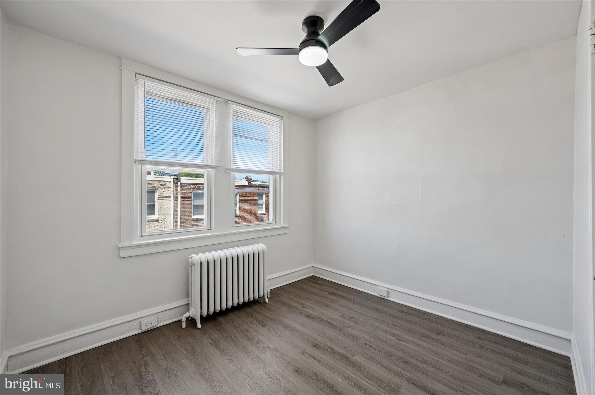 EAST FALLS - Residential