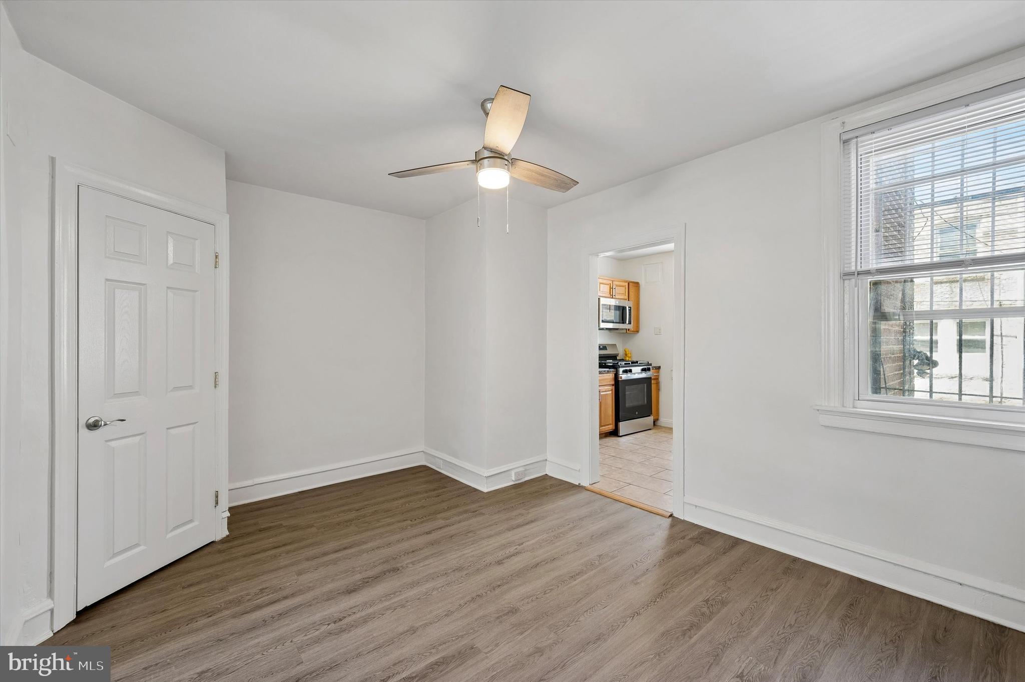 EAST FALLS - Residential