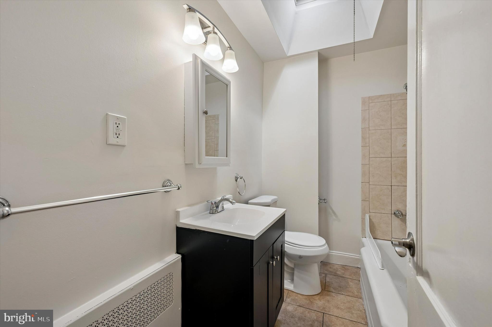 EAST FALLS - Residential