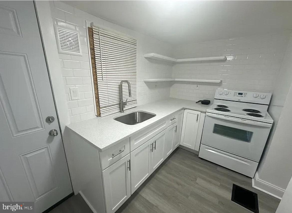 PHILADELPHIA - Residential