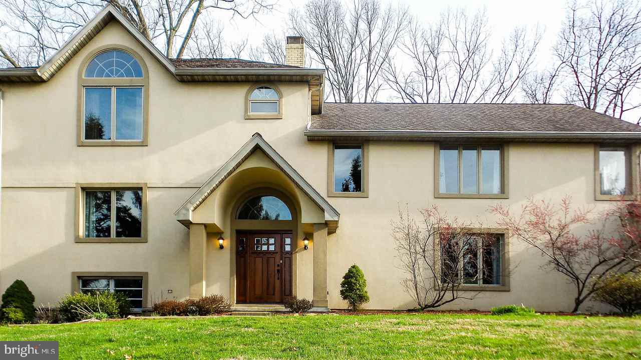 CHESTNUT HILL - Residential