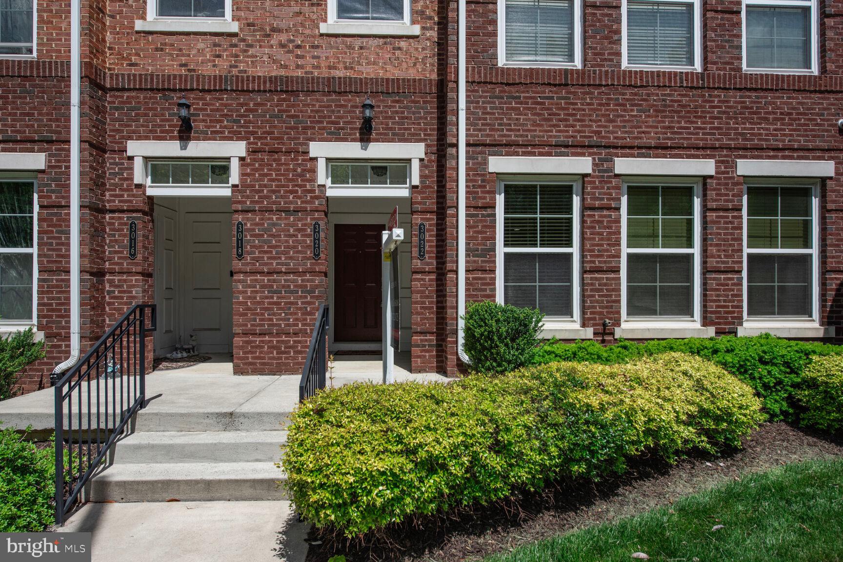LOFTS AT METROWEST - Residential