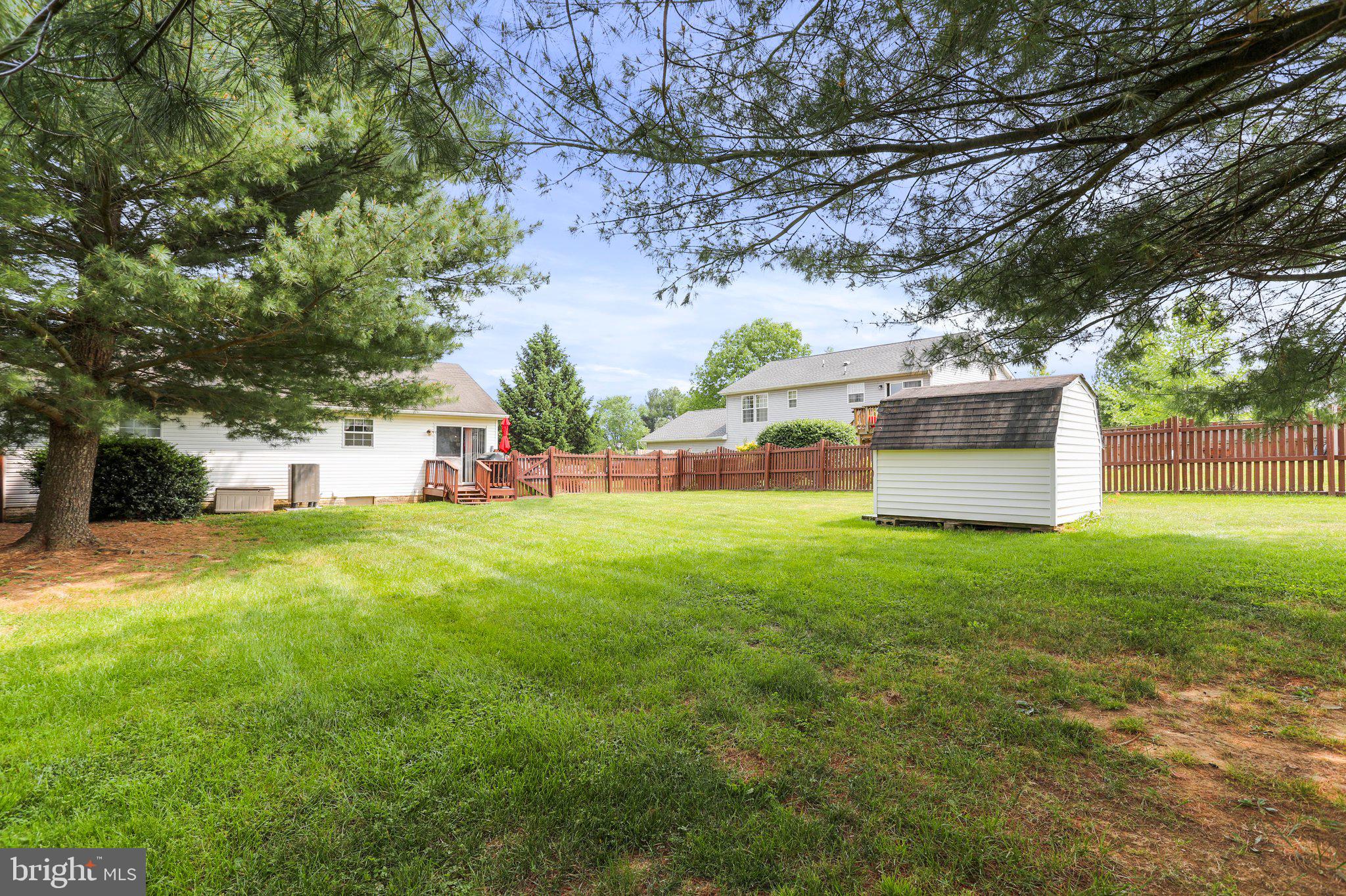 BRIAR RUN - Residential