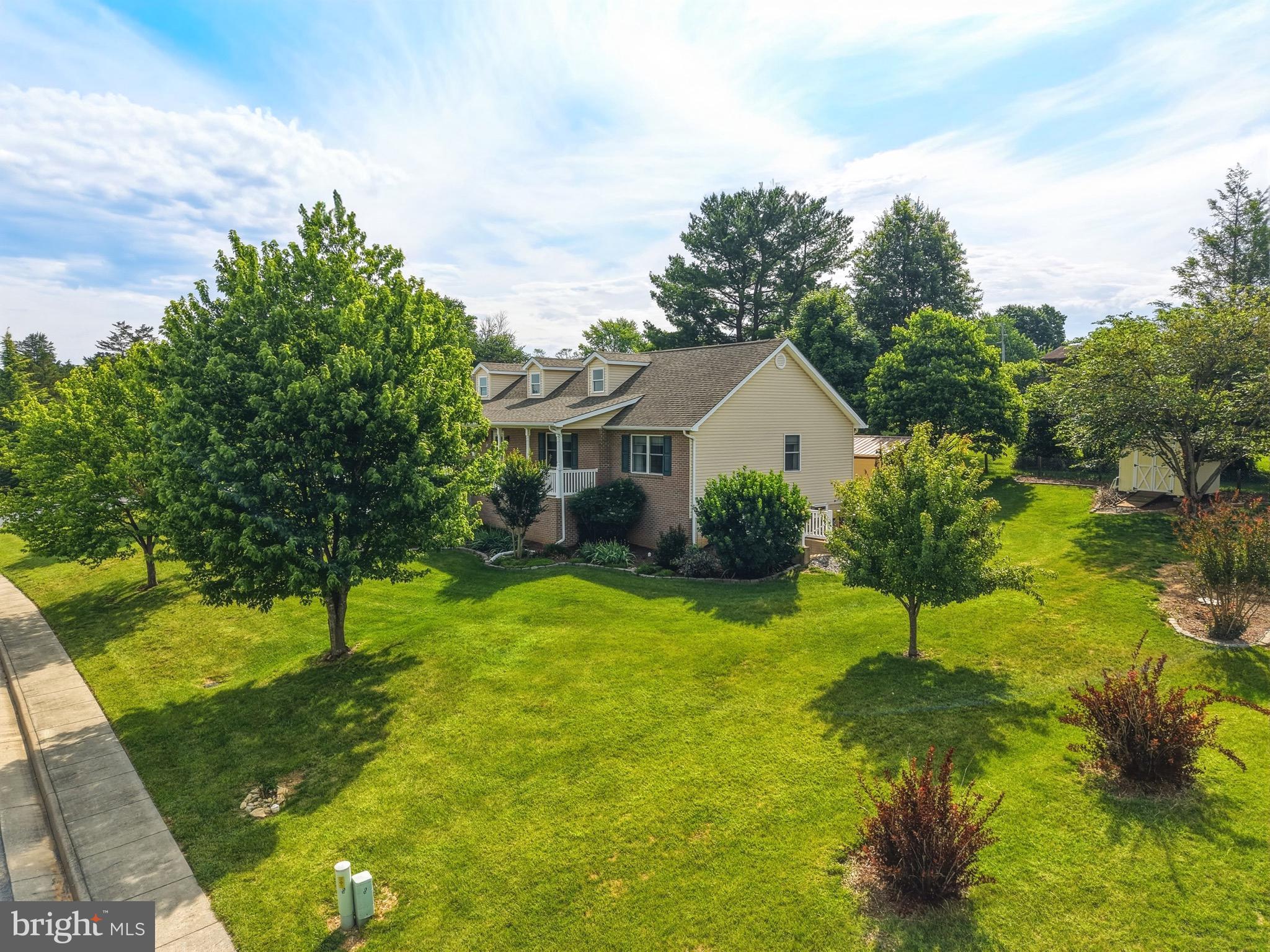 WOODLAWN ESTATES - Residential